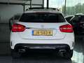 Mercedes-Benz GLA 180 Ambition AMG wit pano Nap Wit - thumbnail 3