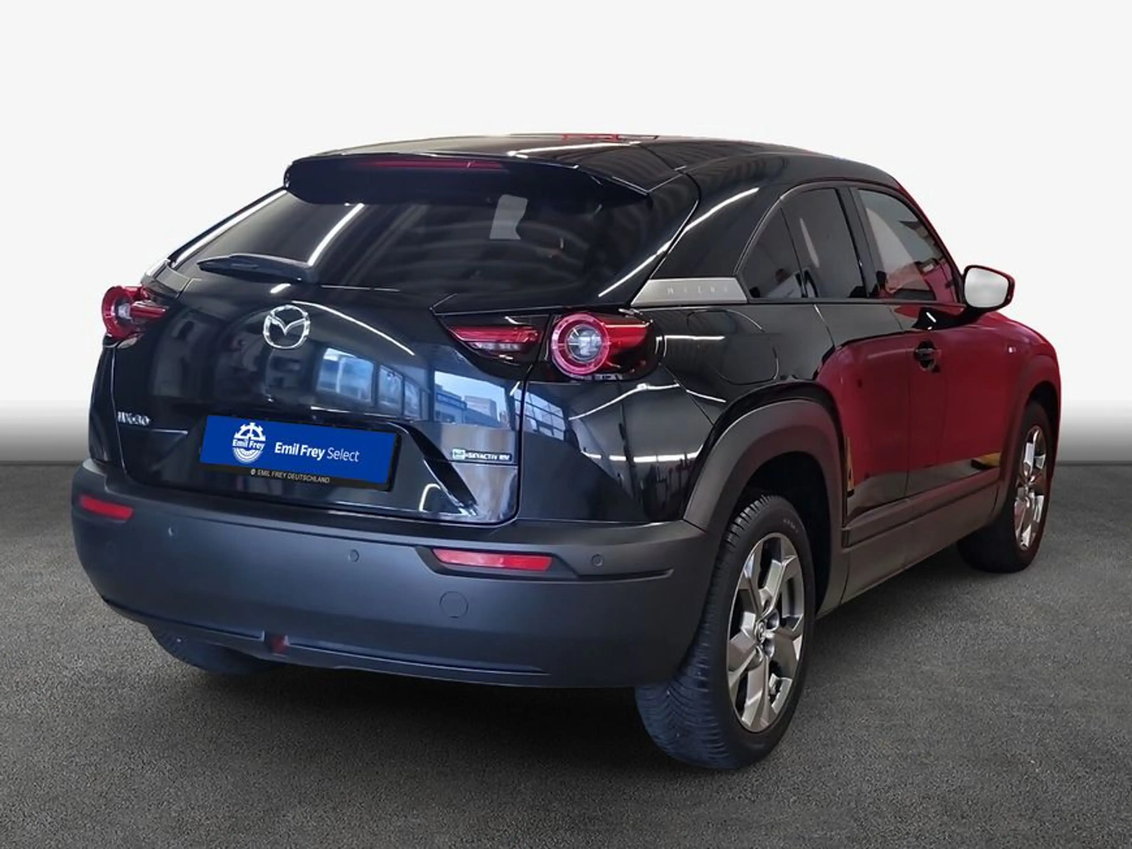 Mazda MX-30 e-SKYACTIV EV AD`VANTAGE — photo 2