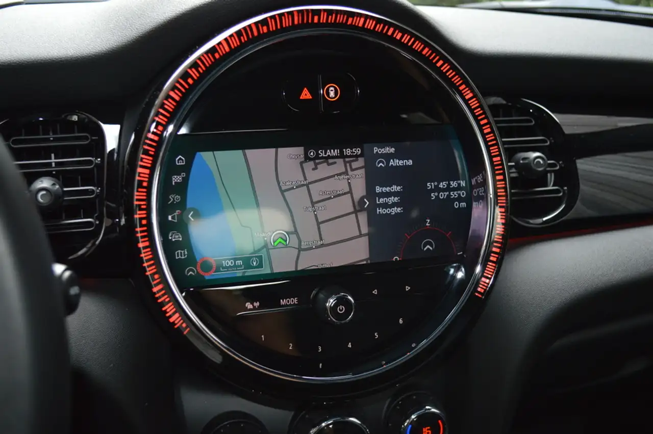 MINI Cooper 5-Deurs 1.5 Aut. Led Leder Panorama Camera Harman/, миниатюра 12