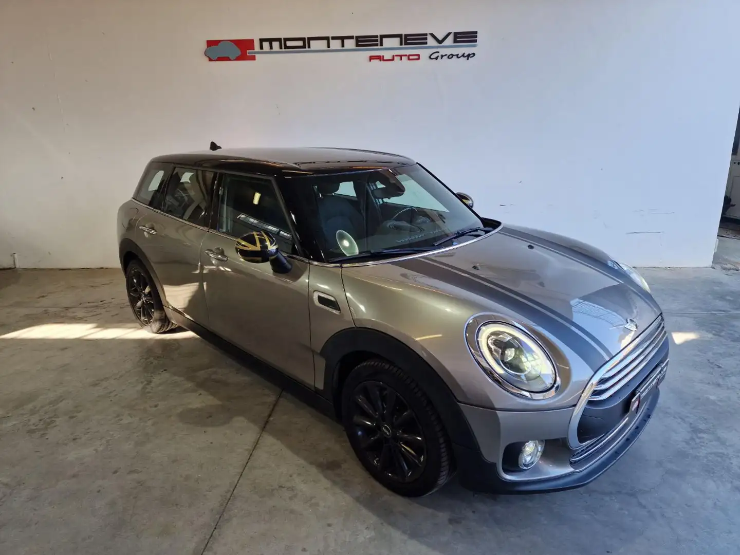 MINI Cooper D Clubman 1.5 D Hype Automatica-Led-Navi-Tagliandi Mini Gris - 1