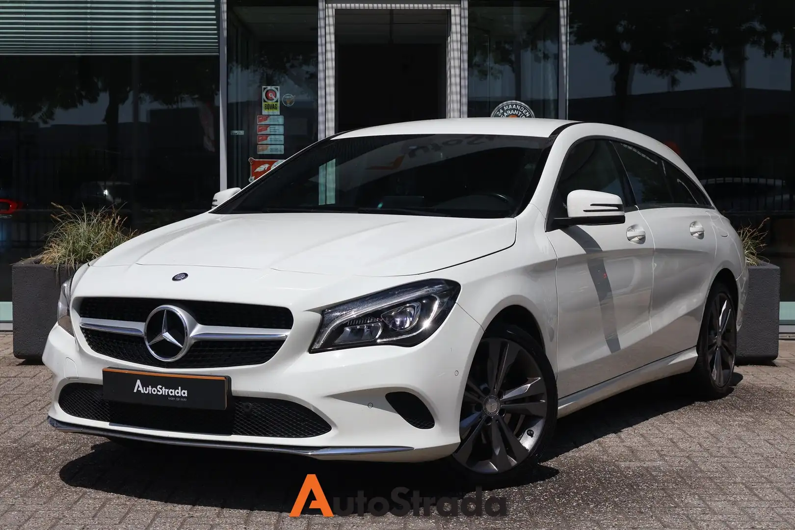 Mercedes-Benz CLA 180 Ambition SB 122PK | Navi | start & Stop | Bluetoot Wit - 1