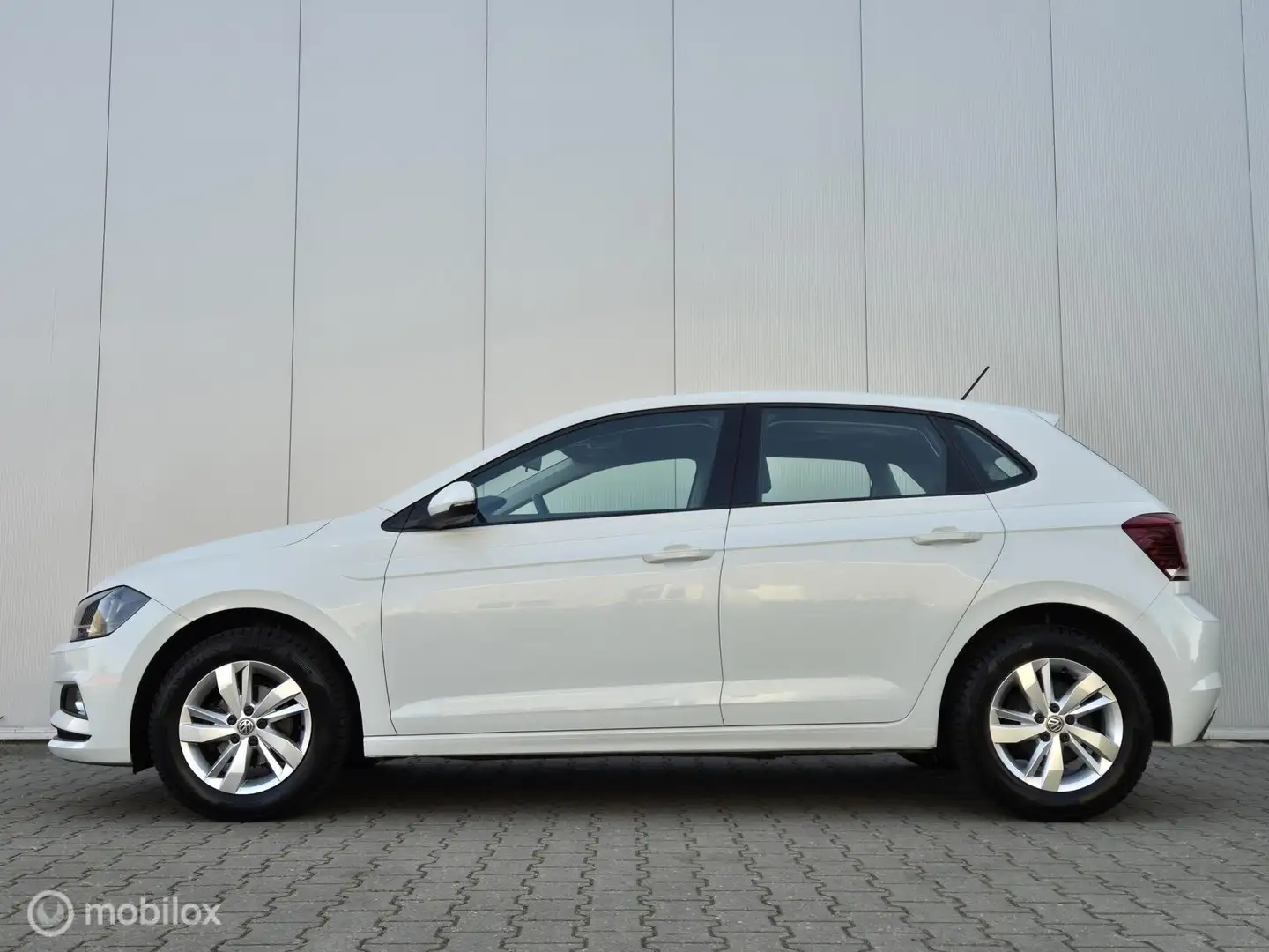 Volkswagen Polo 1.0 TSI COMFORTLINE/ADAPTIVE CRUISE/15''LMV/CARPLA Blanc - 2