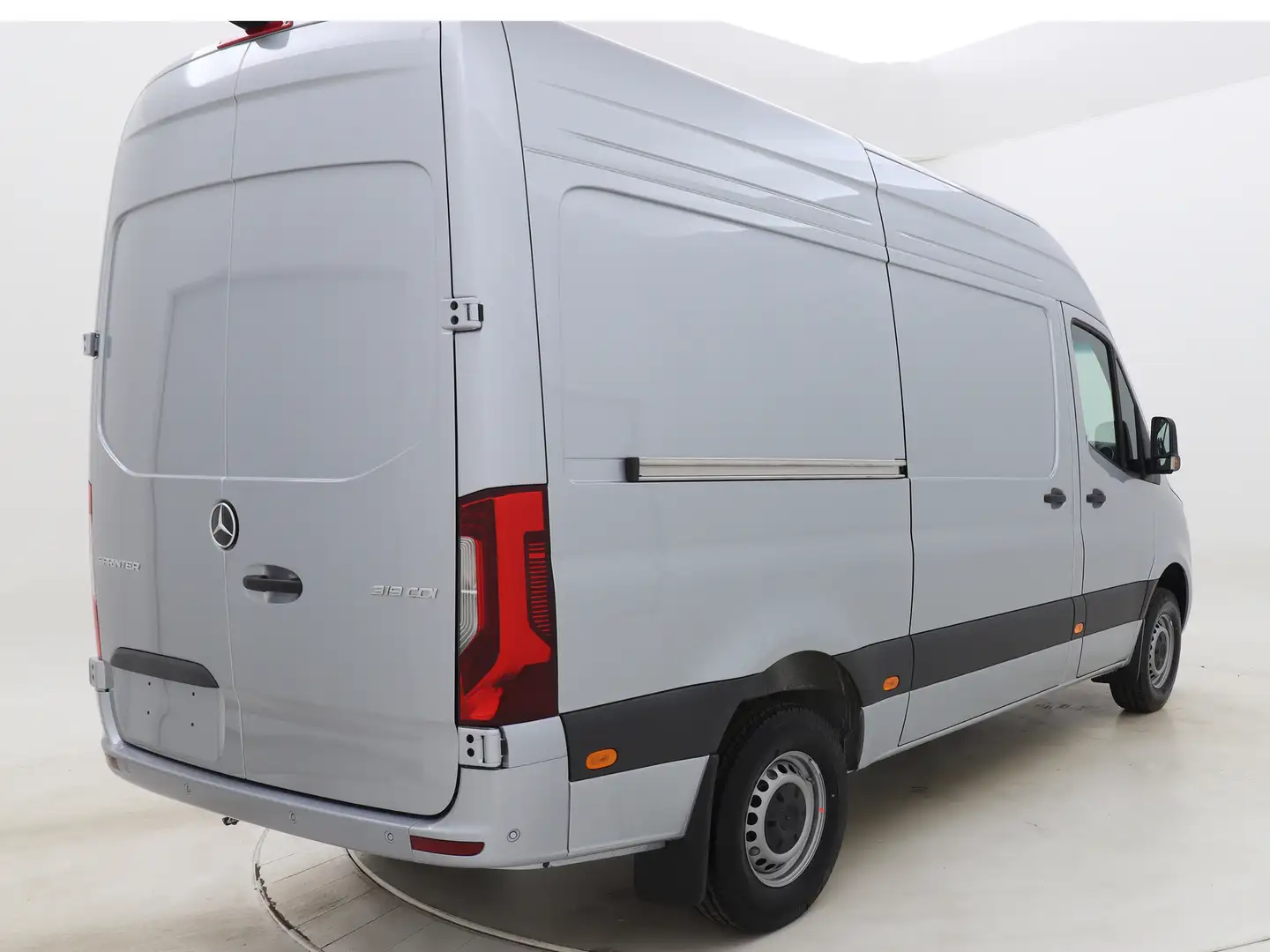 Mercedes-Benz Sprinter 319CDI 190PK Automaat L2H2 RWD SELECT | BPM Vrij | Zilver - 2