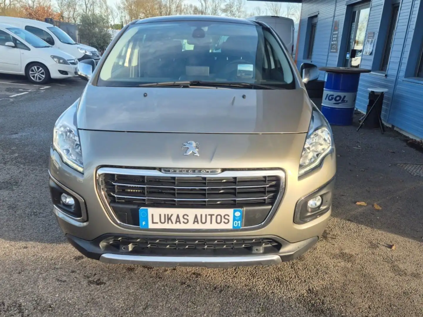 Peugeot 3008 1. 130ch SS BVM6 toutes options Gris - 2