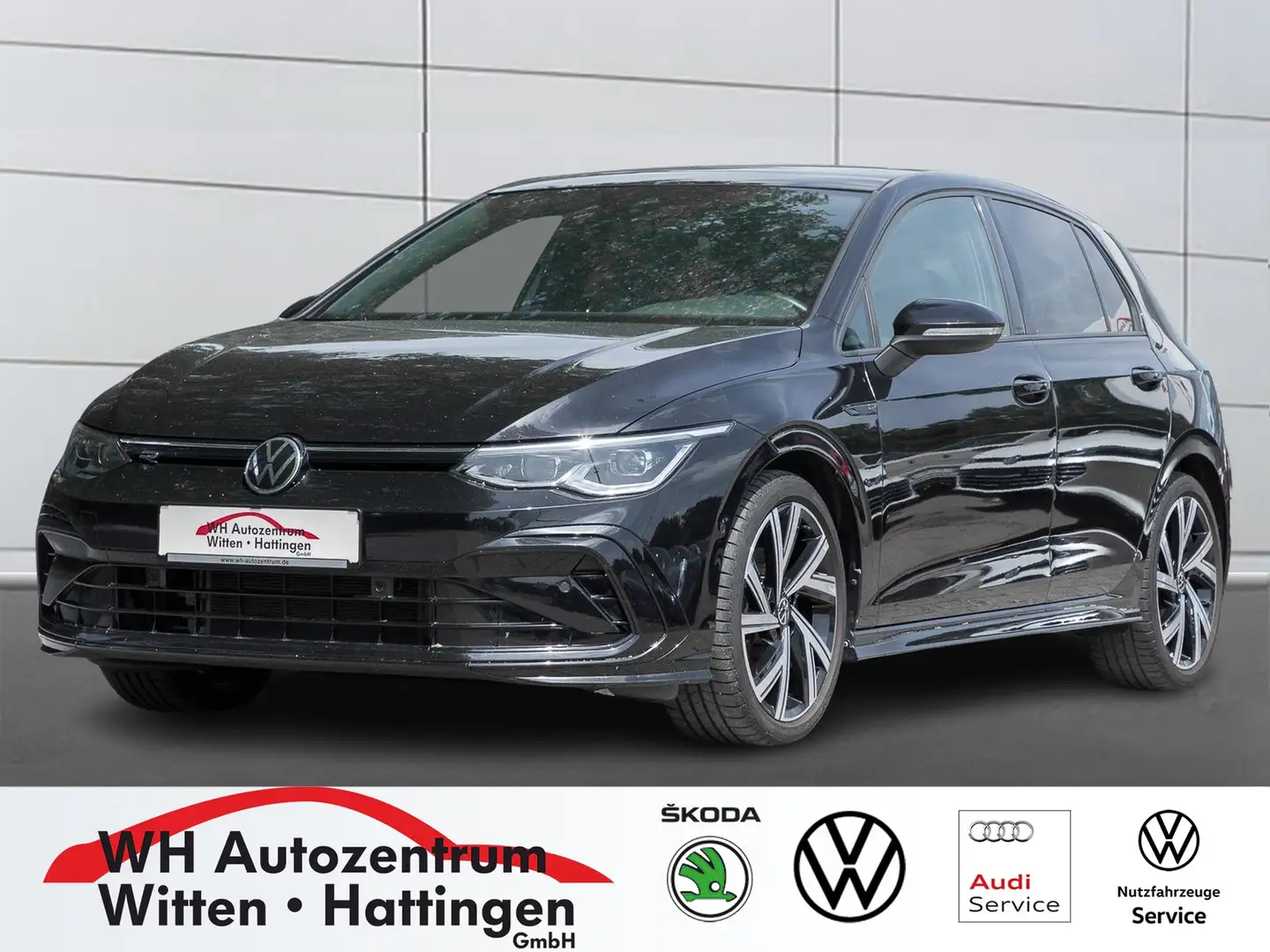 Volkswagen Golf VIII 1.5 TSI R-Line PANORAMA NAVI REARIEW LED-M... Noir - 1