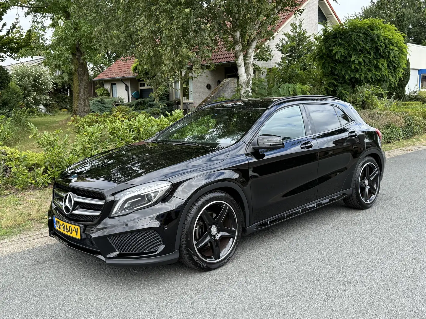 Mercedes-Benz GLA 180 AMG Night 122PK Automaat•NL NAP Siyah - 1