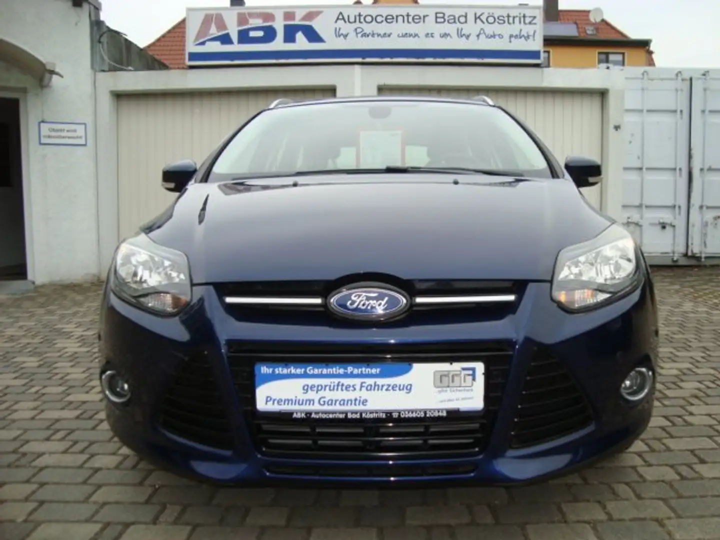 Ford Focus Turnier 1.6 EcoBoost Titanium 150PS/PDC/SHZ/Tempo. Blauw - 1