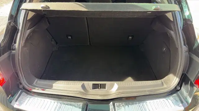 Renault Megane view 14