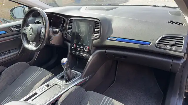 Renault Megane view 10
