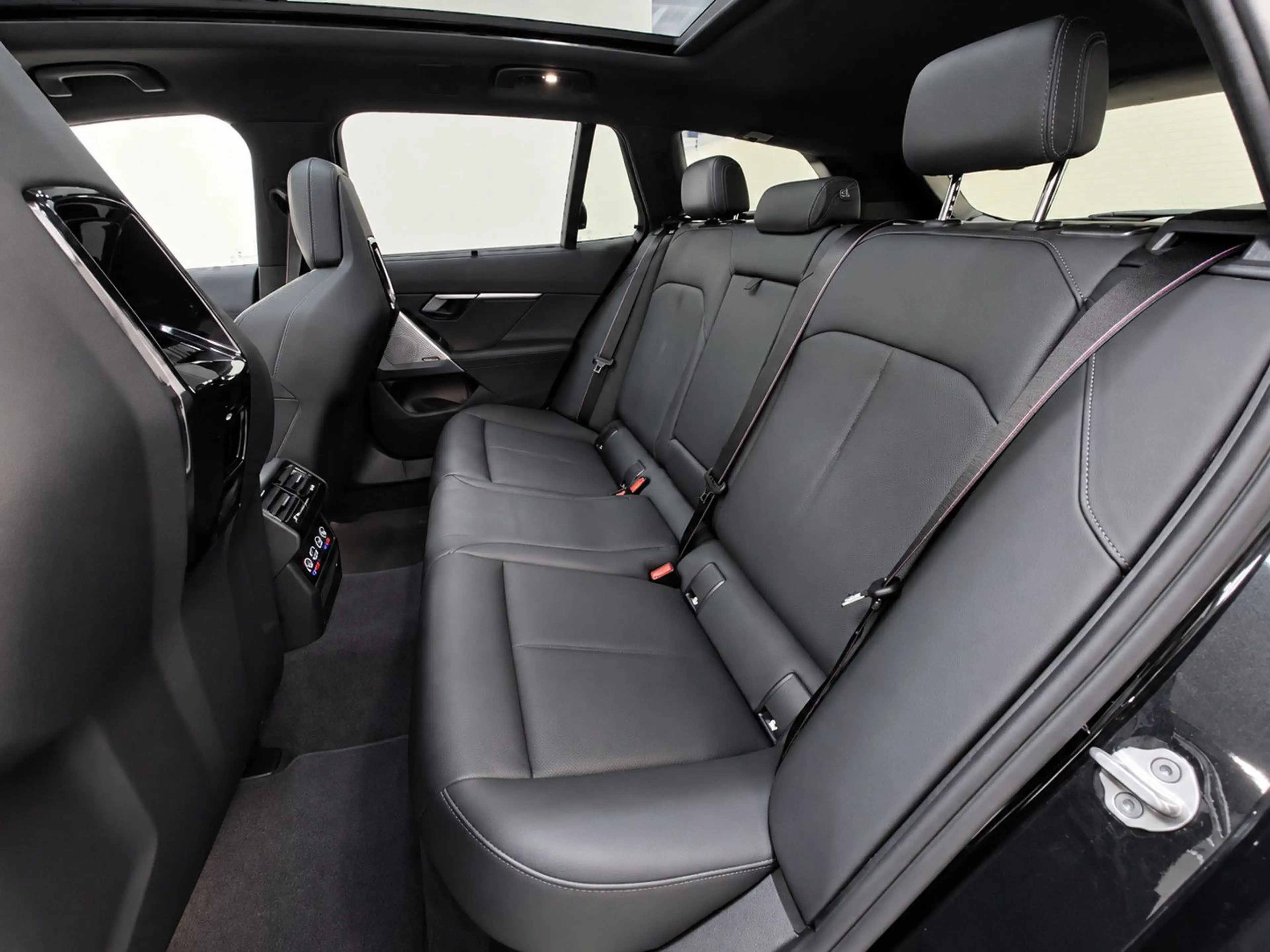 BMW 540 d xDrive Touring M Sport Pro | M Sportsitze — photo 5