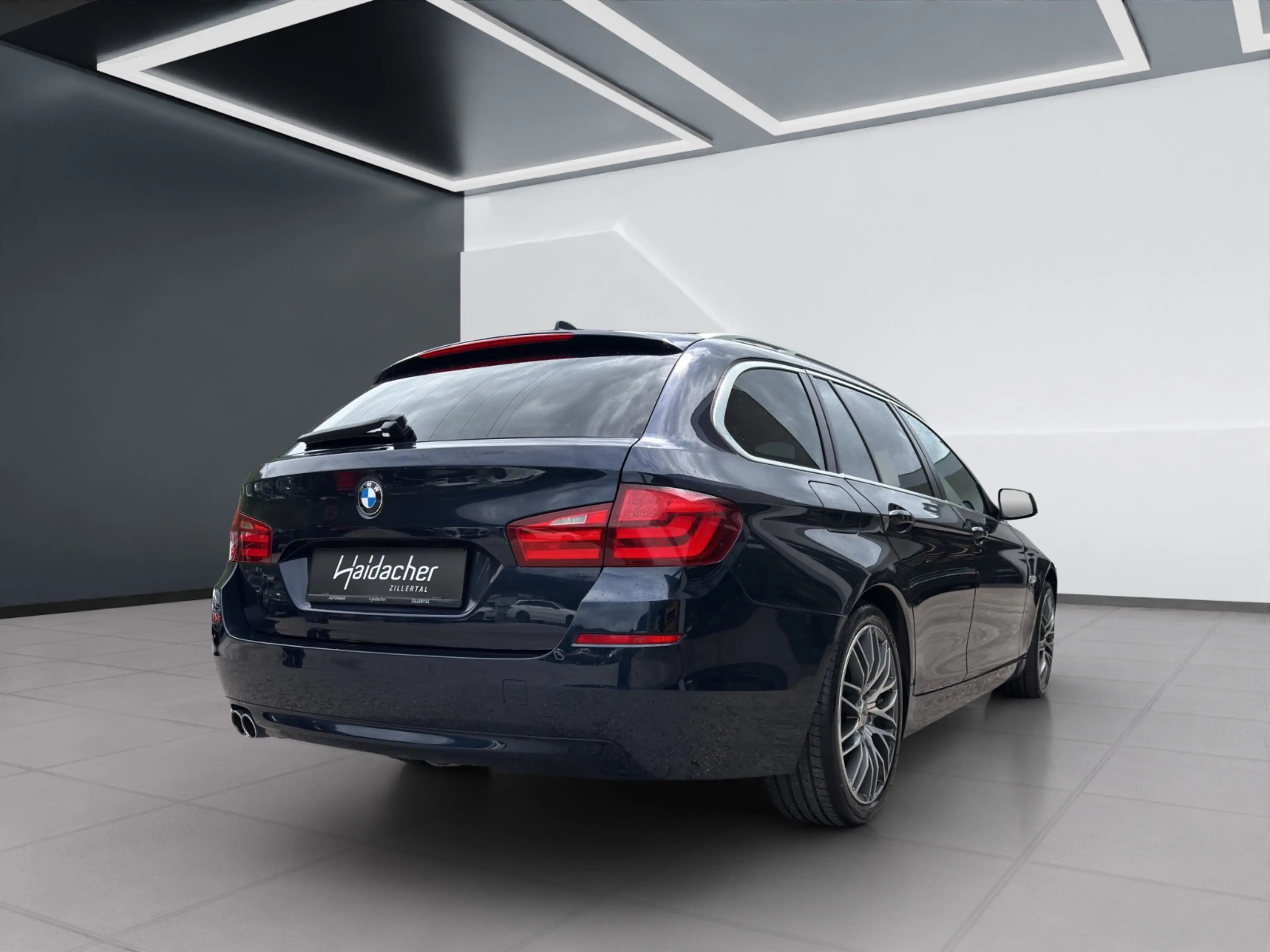 BMW 525 d xDrive AUT — photo 7