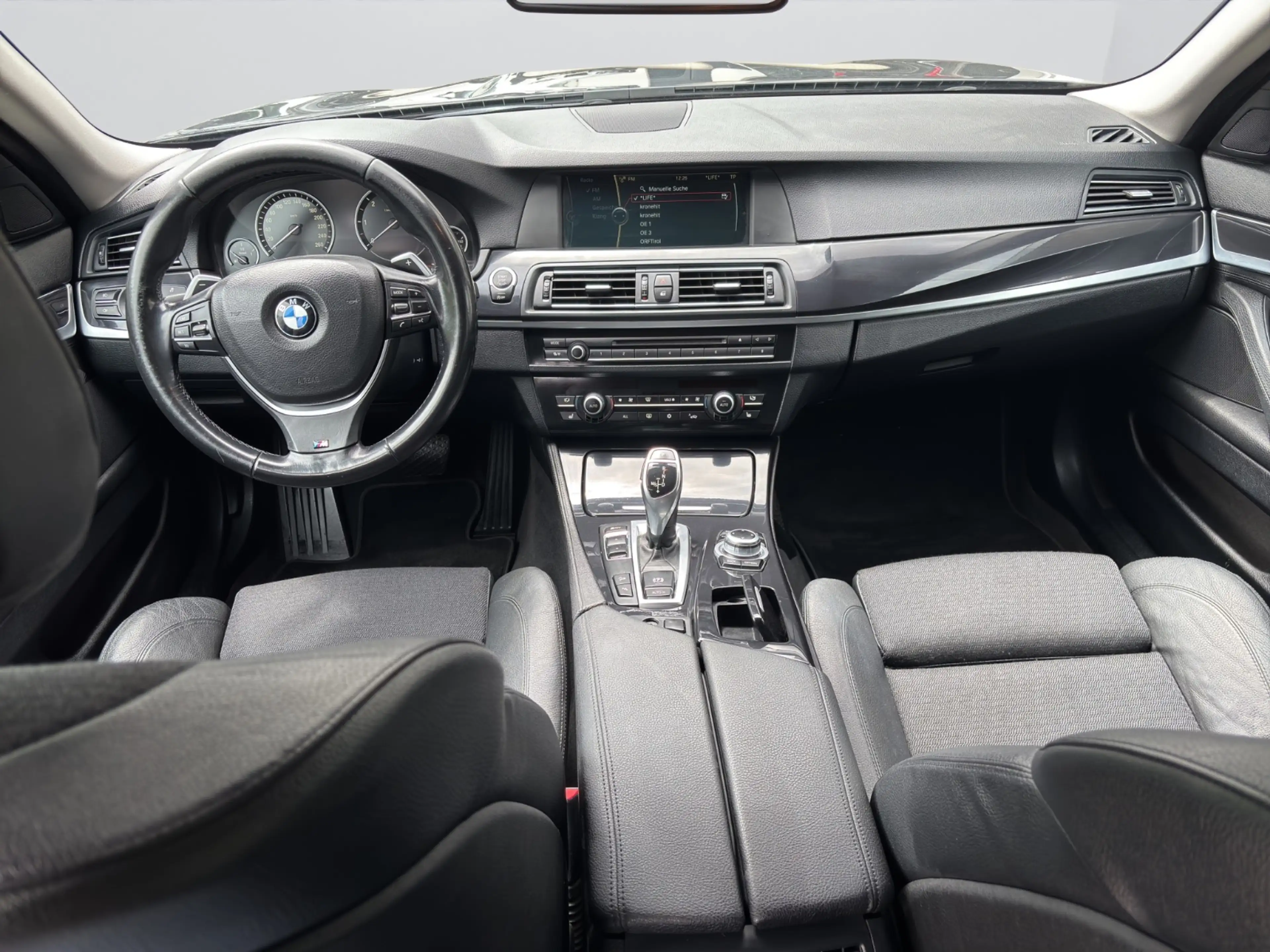 BMW 525 d xDrive AUT — photo 9