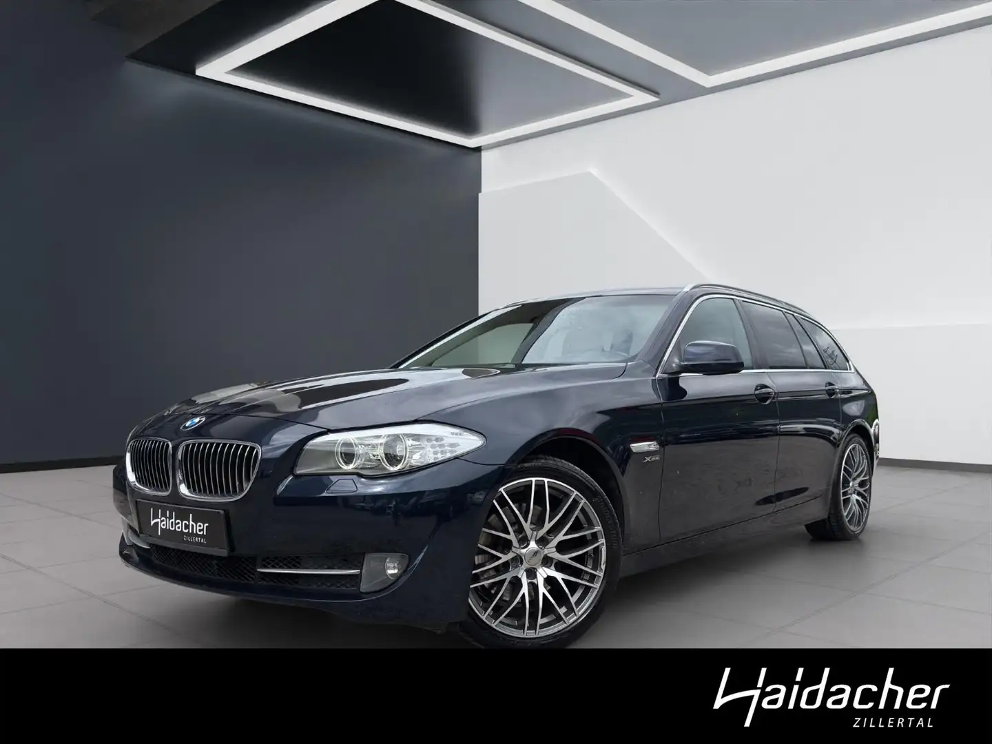 BMW 525 d xDrive AUT Blau - 1