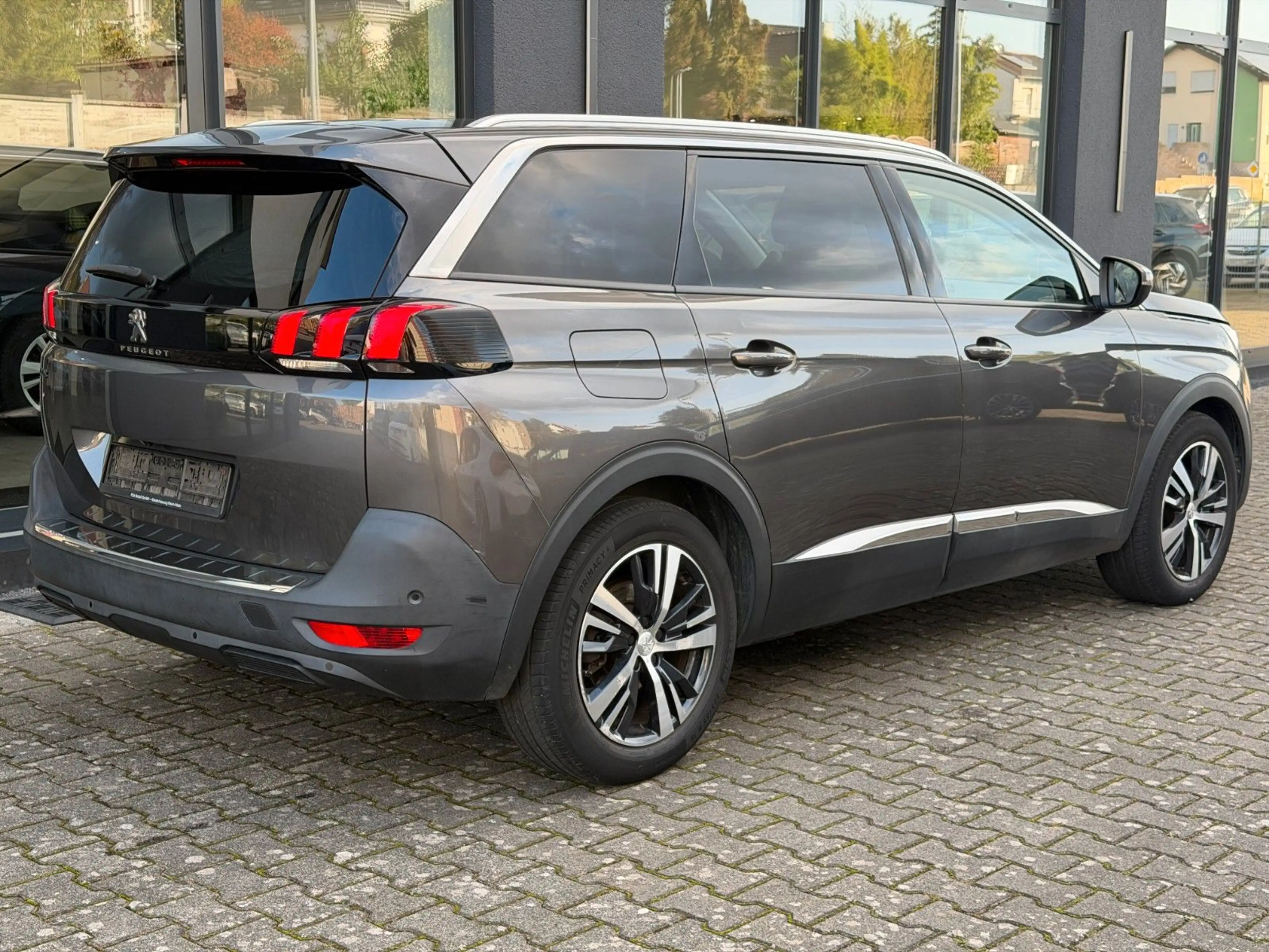 Peugeot 5008 Allure / Massagesitze / 7 -Sitzer — photo 4