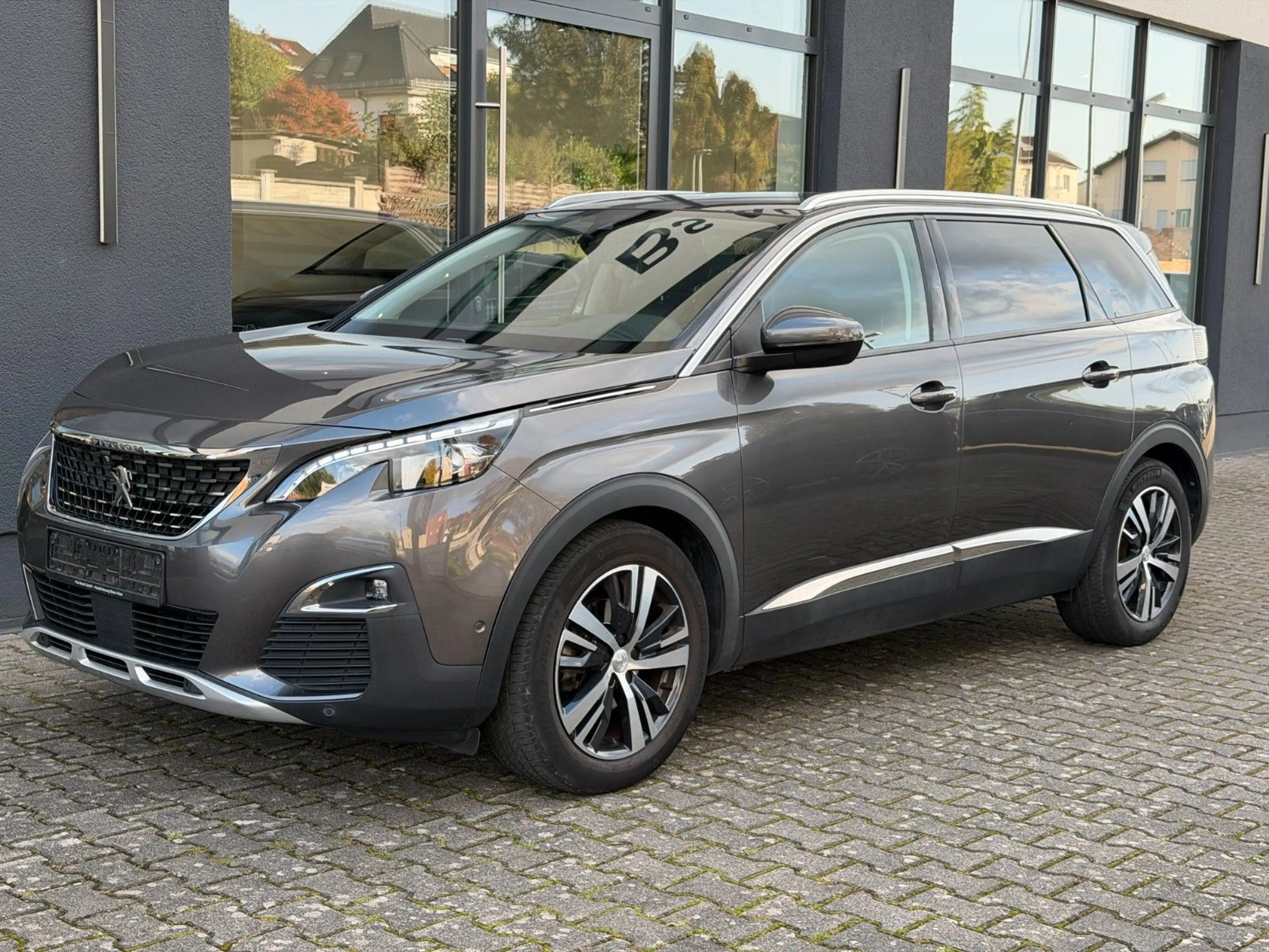 Peugeot 5008 Allure / Massagesitze / 7 -Sitzer