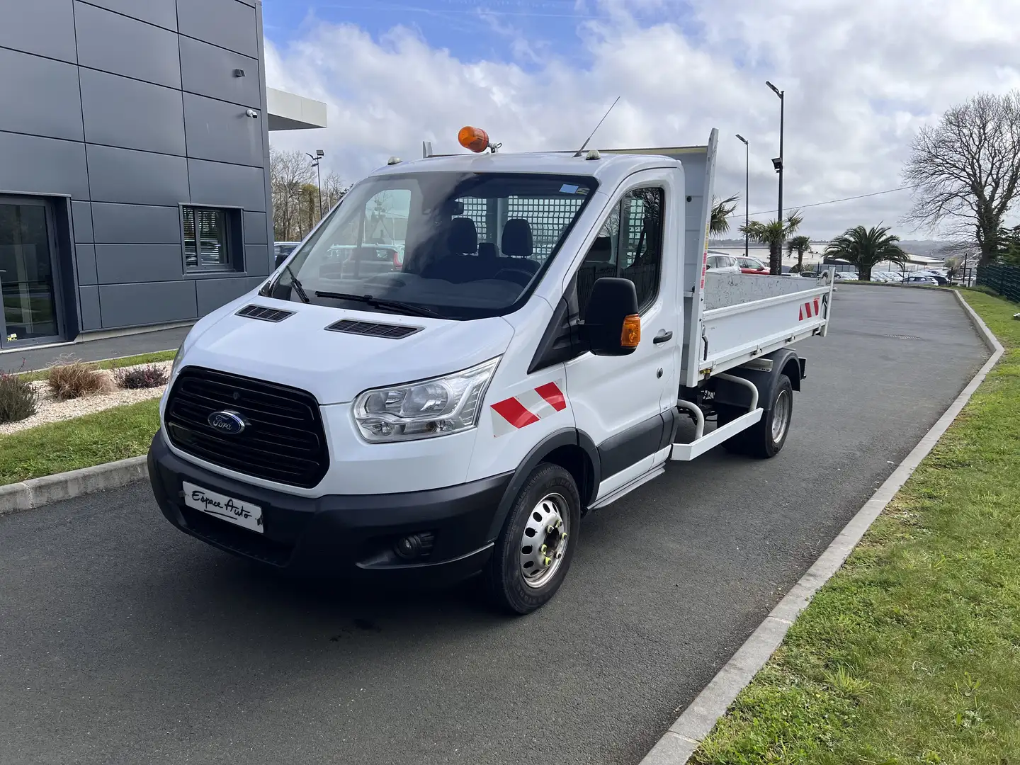 Ford Transit P350 L2 2.0 TDCI 170 TREND Blanc - 1