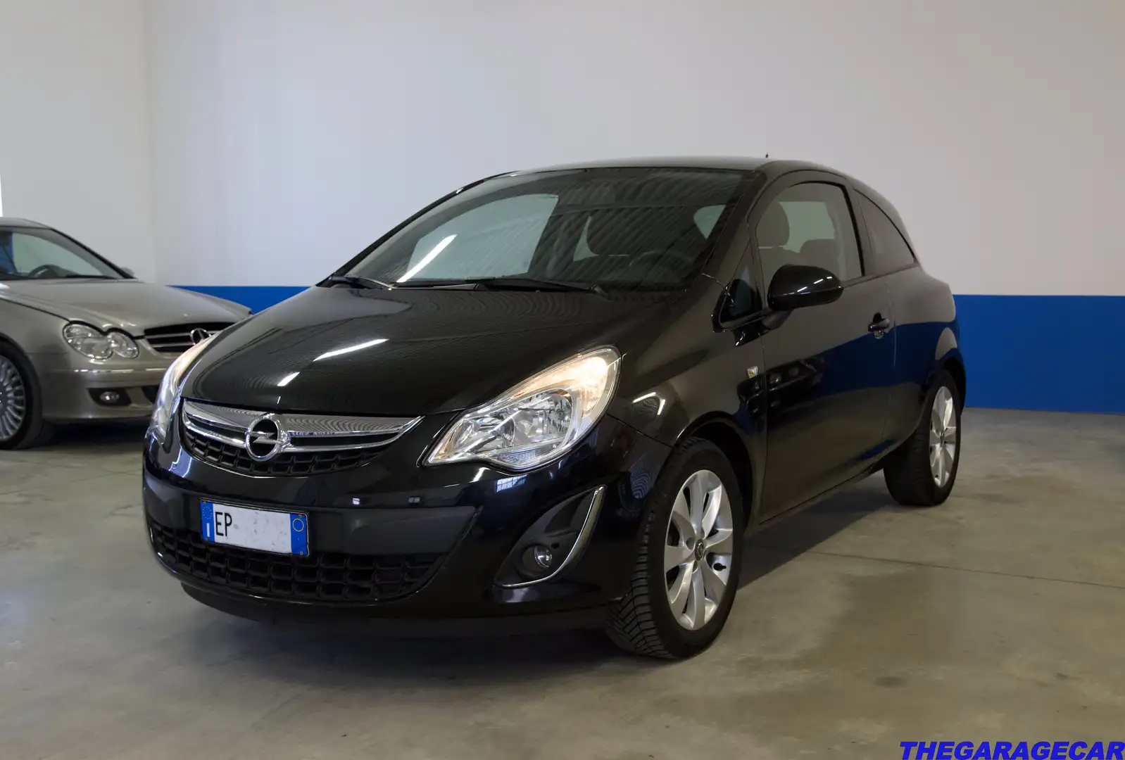 Opel Corsa 3p 1.2 (neopatentati) Negro - 2