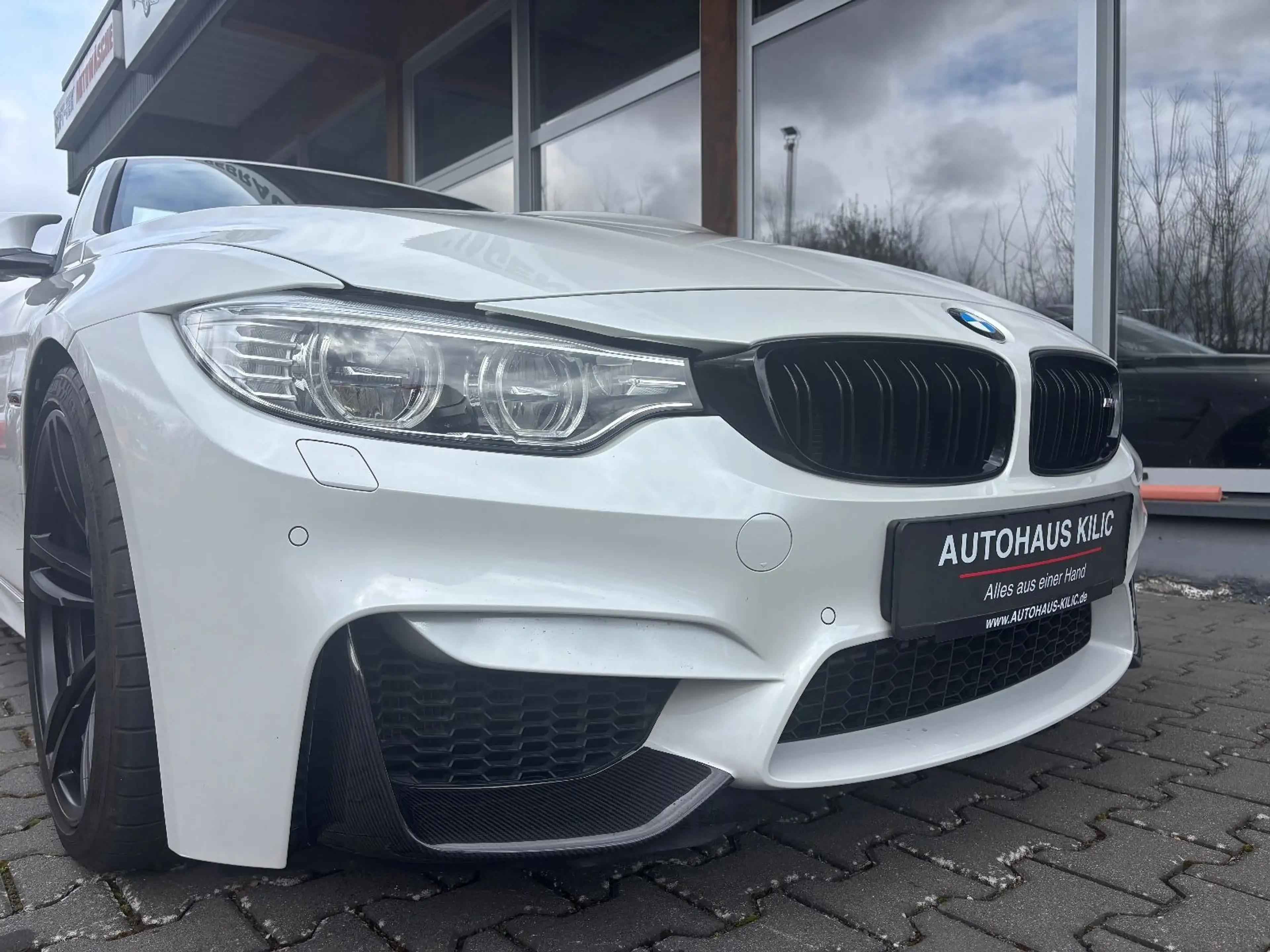 BMW M4 Cabrio deutsch Unfallfrei Nackenheiz KW — photo 26