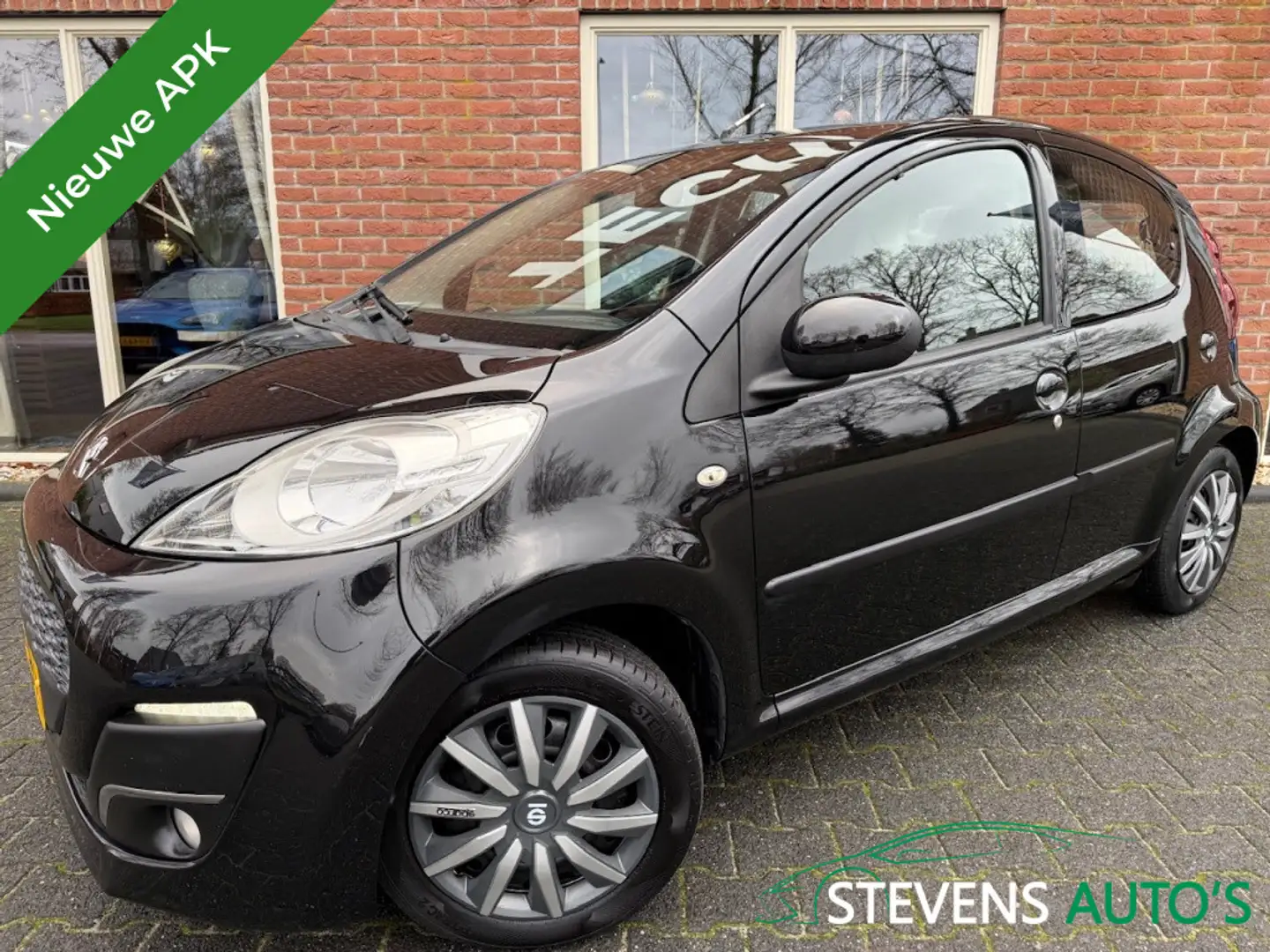 Peugeot 107 1.0 Envy NIEUWE APK / RIJDT GOED / AIRCO / ELEK.RA Negru - 1