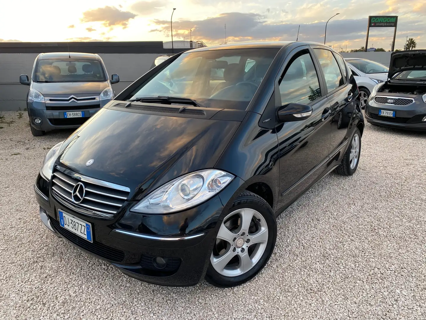 Mercedes-Benz A 180 A 180 cdi Elegance Noir - 1