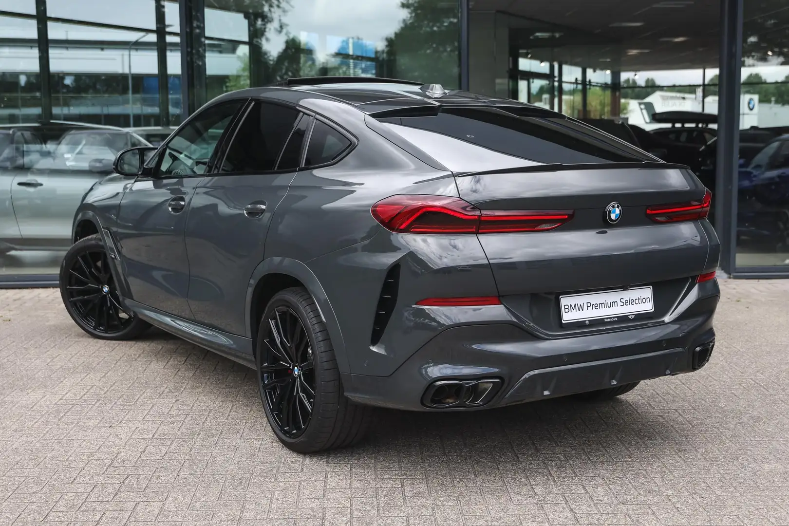 BMW X6 M60i xDrive High Executive M Sport / Panoramadak / Gris - 2