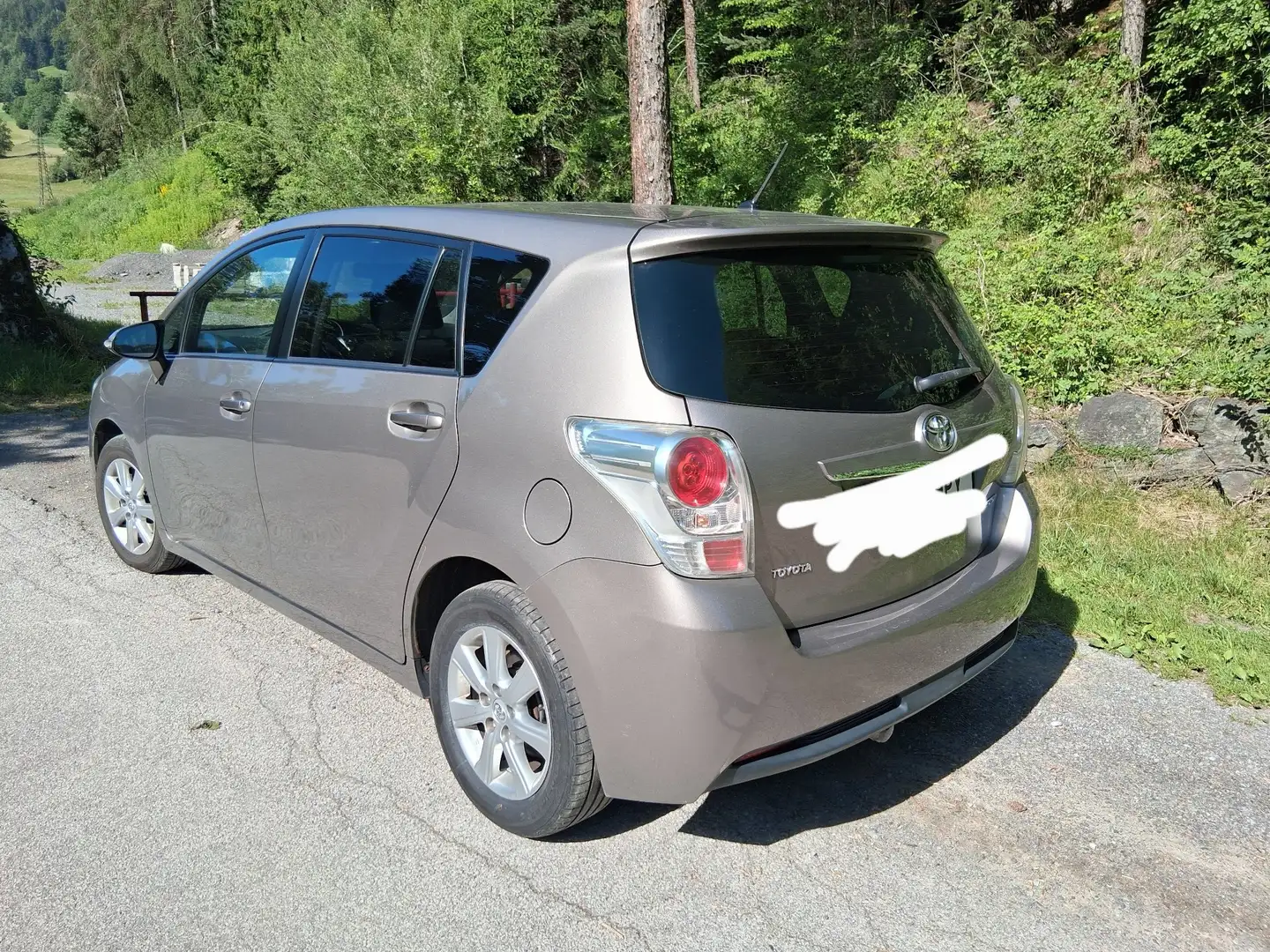 Toyota Verso 1,6 D-4D Active - 1