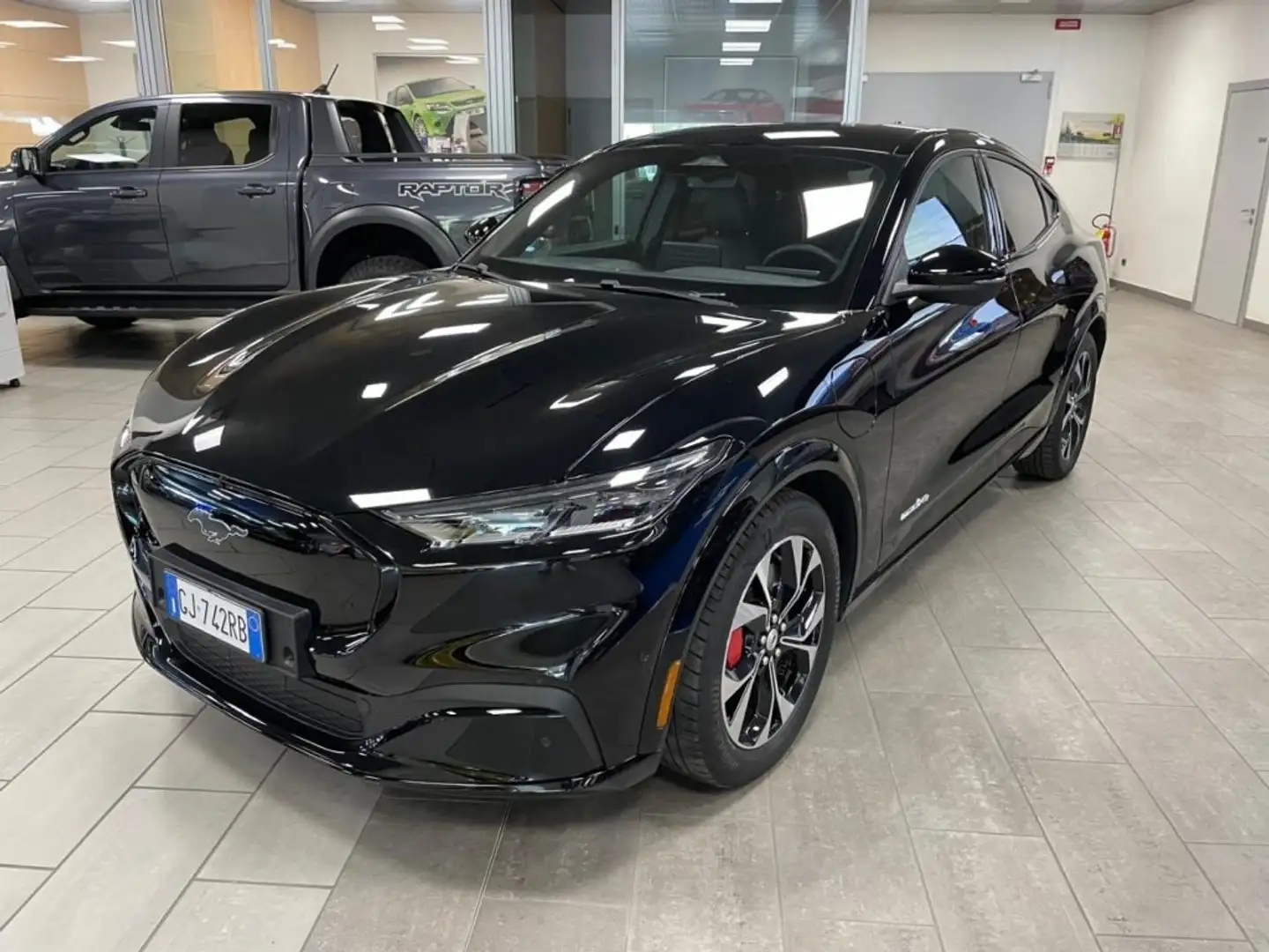 Ford Mustang Mach-E standard  range awd(4x4)  269cv.  con  TECH PACK Nero - 1