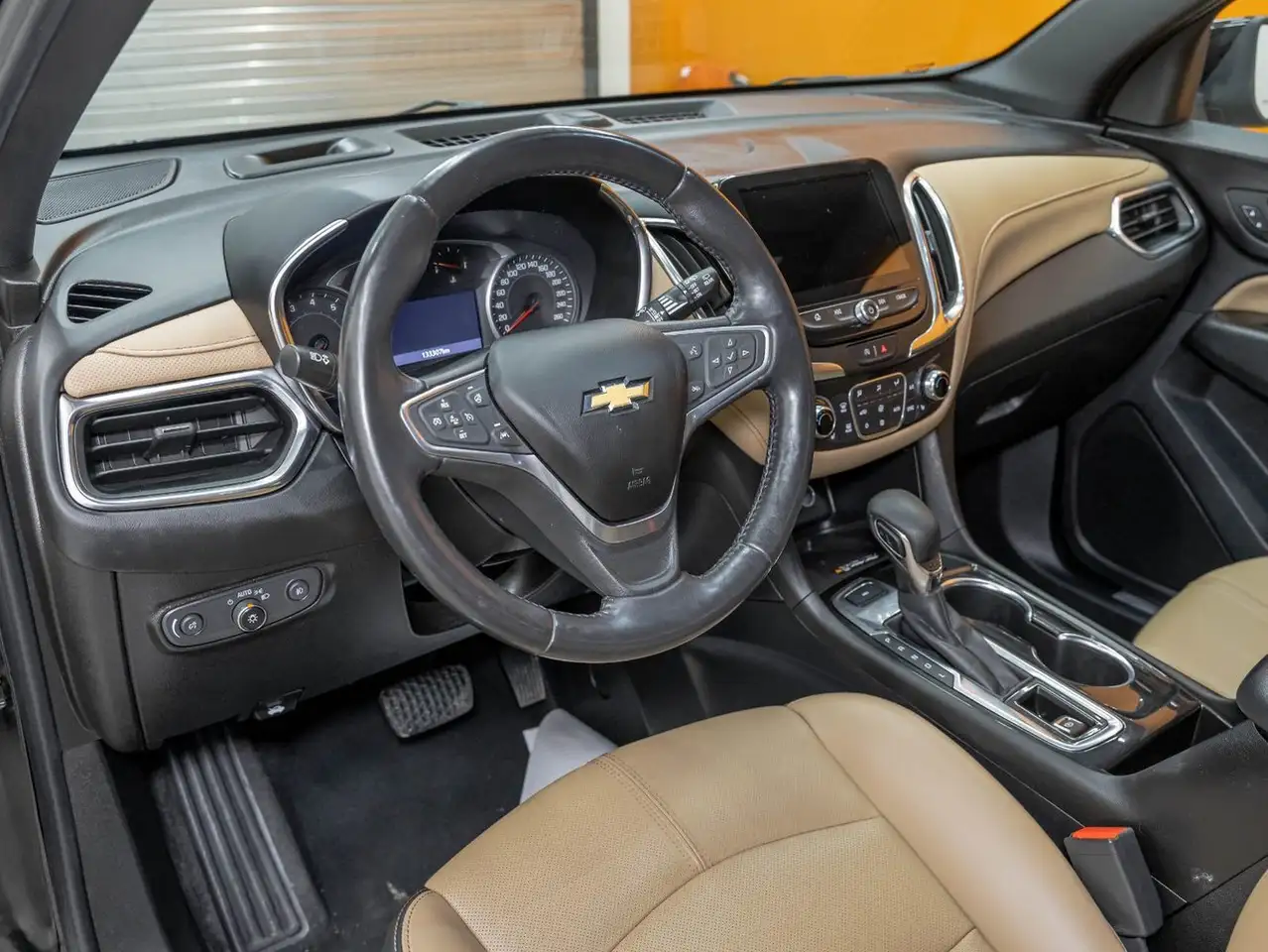 Chevrolet Equinox снимка Chevrolet Equinox