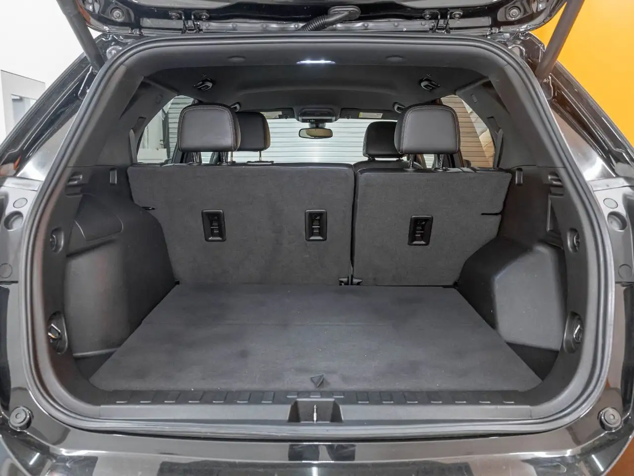 Chevrolet Equinox снимка Chevrolet Equinox