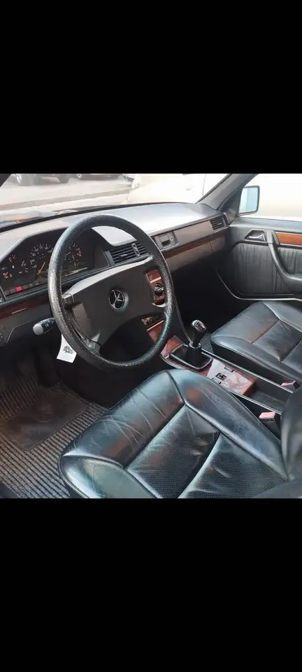 Mercedes-Benz 230TE, foto 5