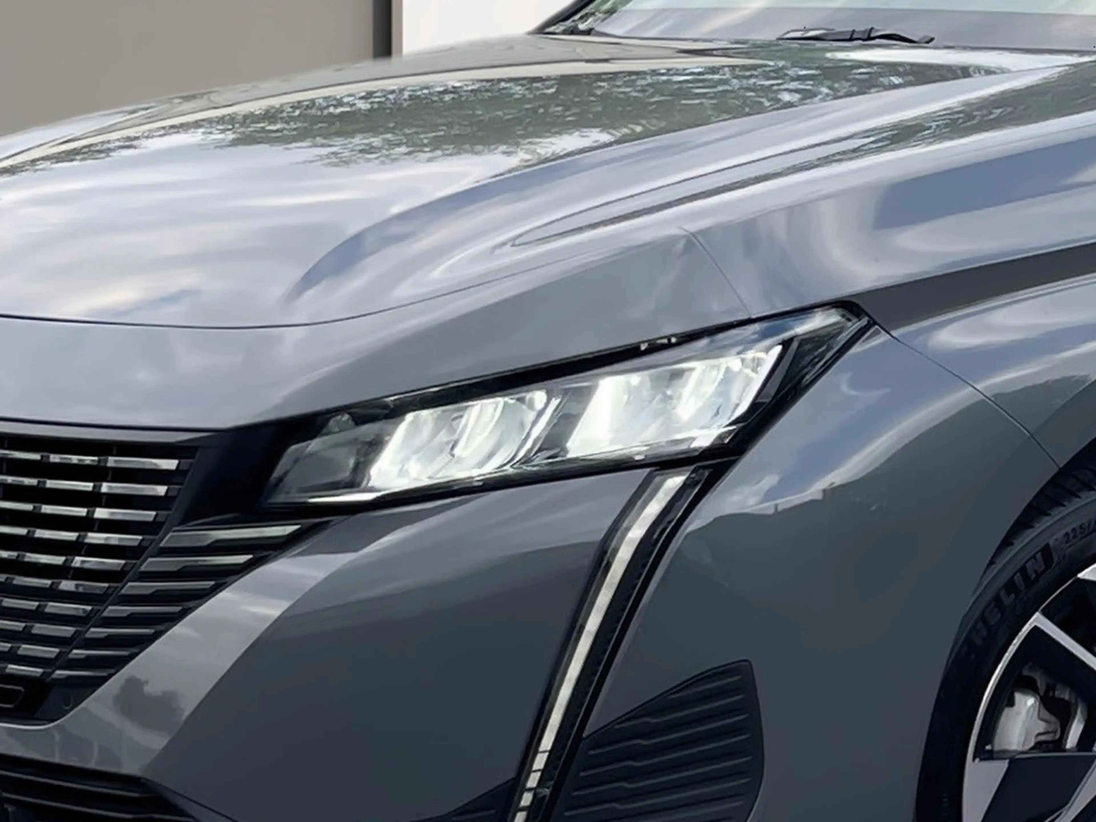 Peugeot 308 Hybrid 136 Allure Kamera Navi AppleCaPlay — photo 7