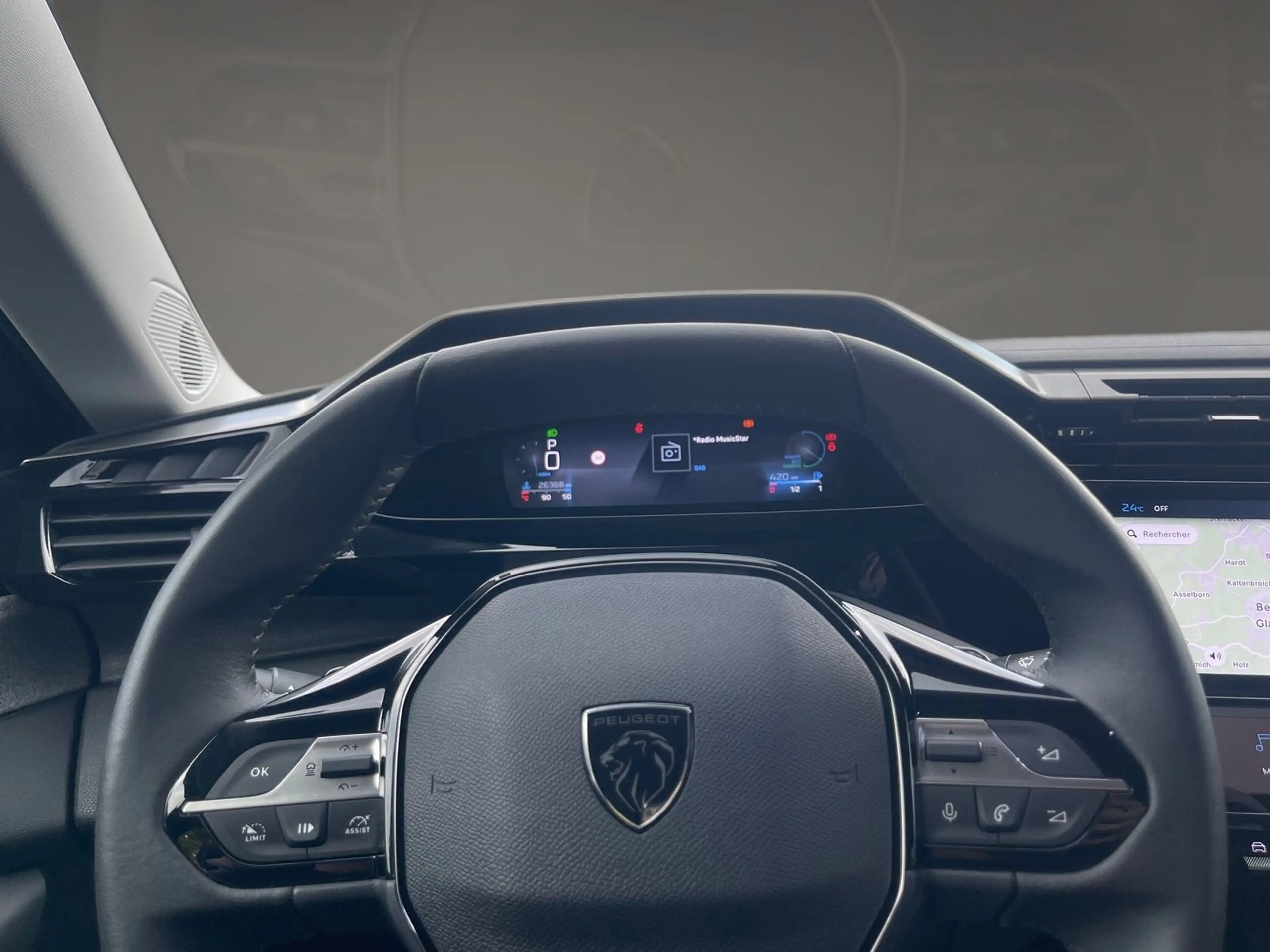 Peugeot 308 Hybrid 136 Allure Kamera Navi AppleCaPlay — photo 12