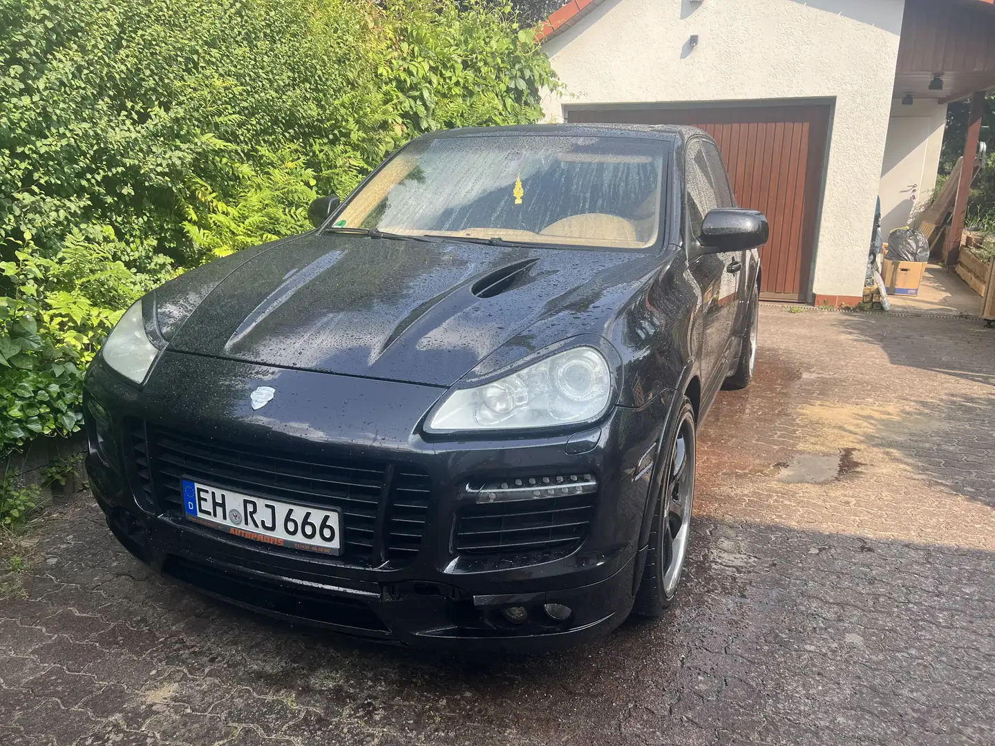 Porsche Cayenne Tiptronic S GTS - 2