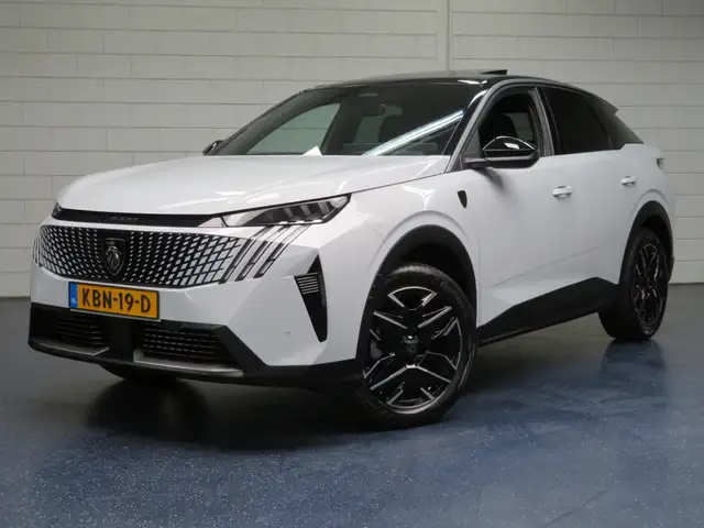 Peugeot 3008 1.2 Hybrid 145 GT 3.060 KM !!!!!!!!