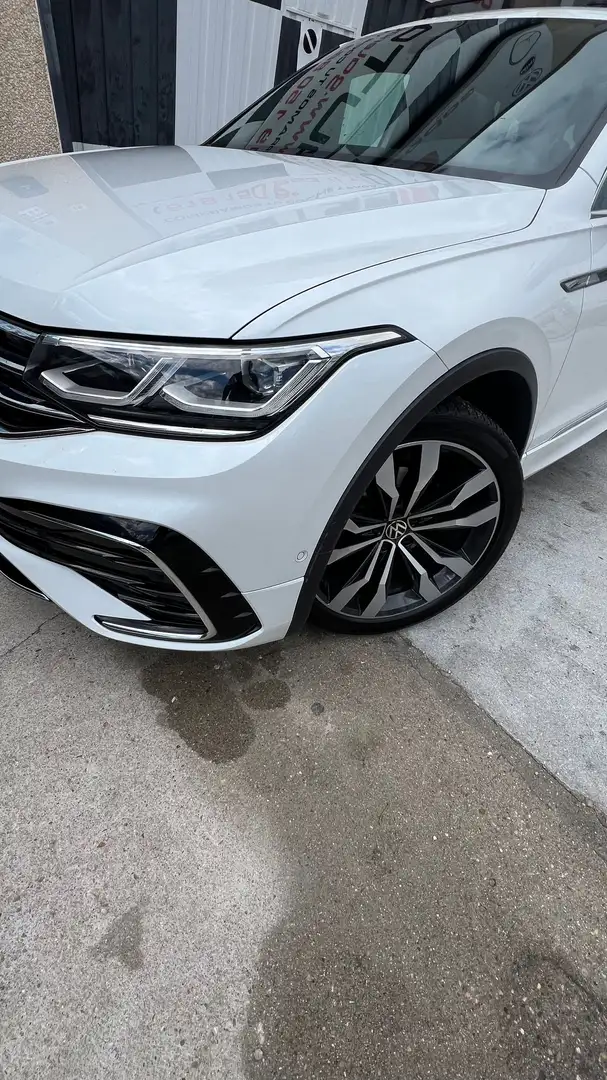 Volkswagen Tiguan 2.0TDI Sport DSG 110kW Wit - 2