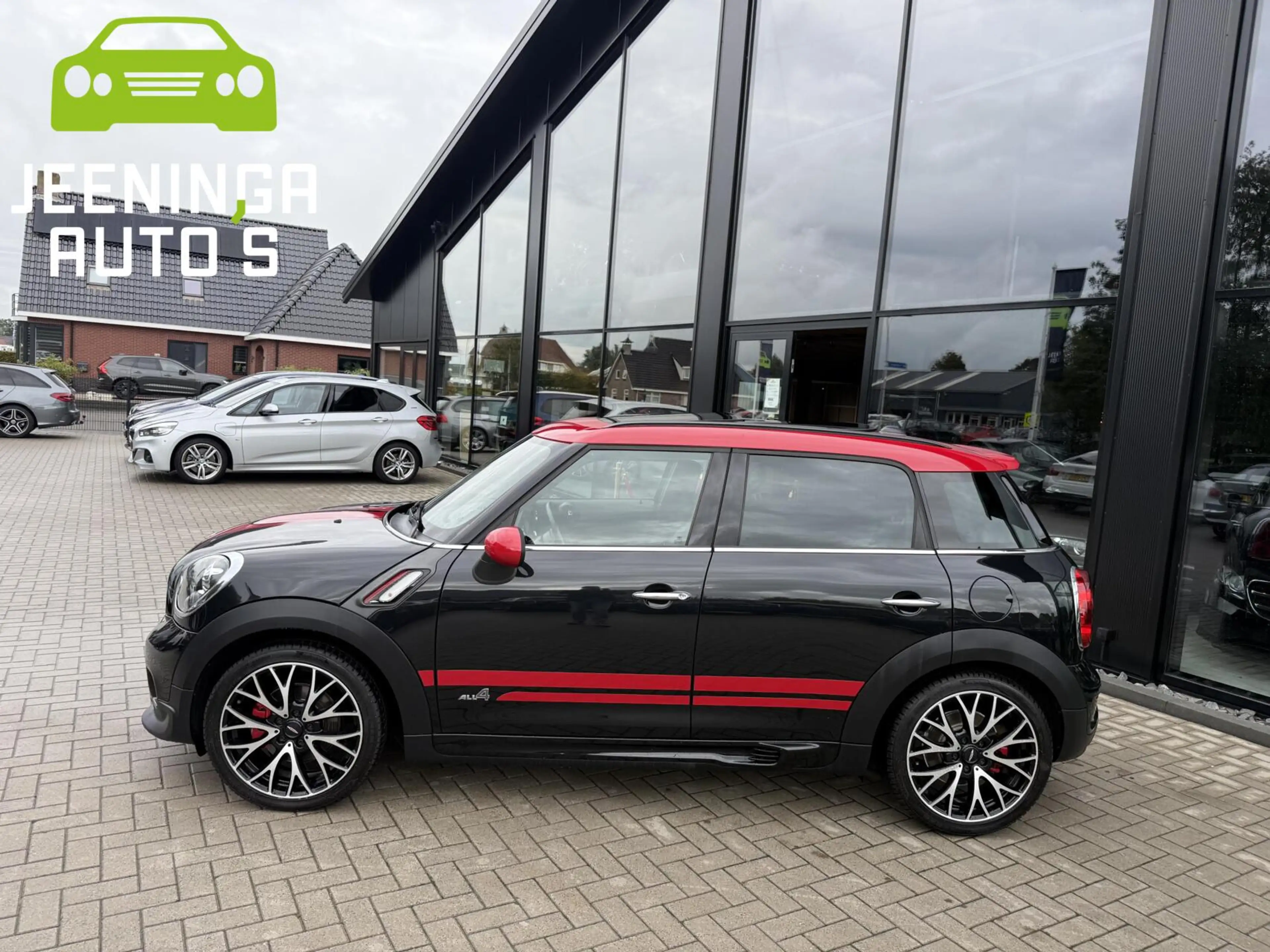 MINI John Cooper Works Countryman 1.6 ALL4 Chili — photo 12