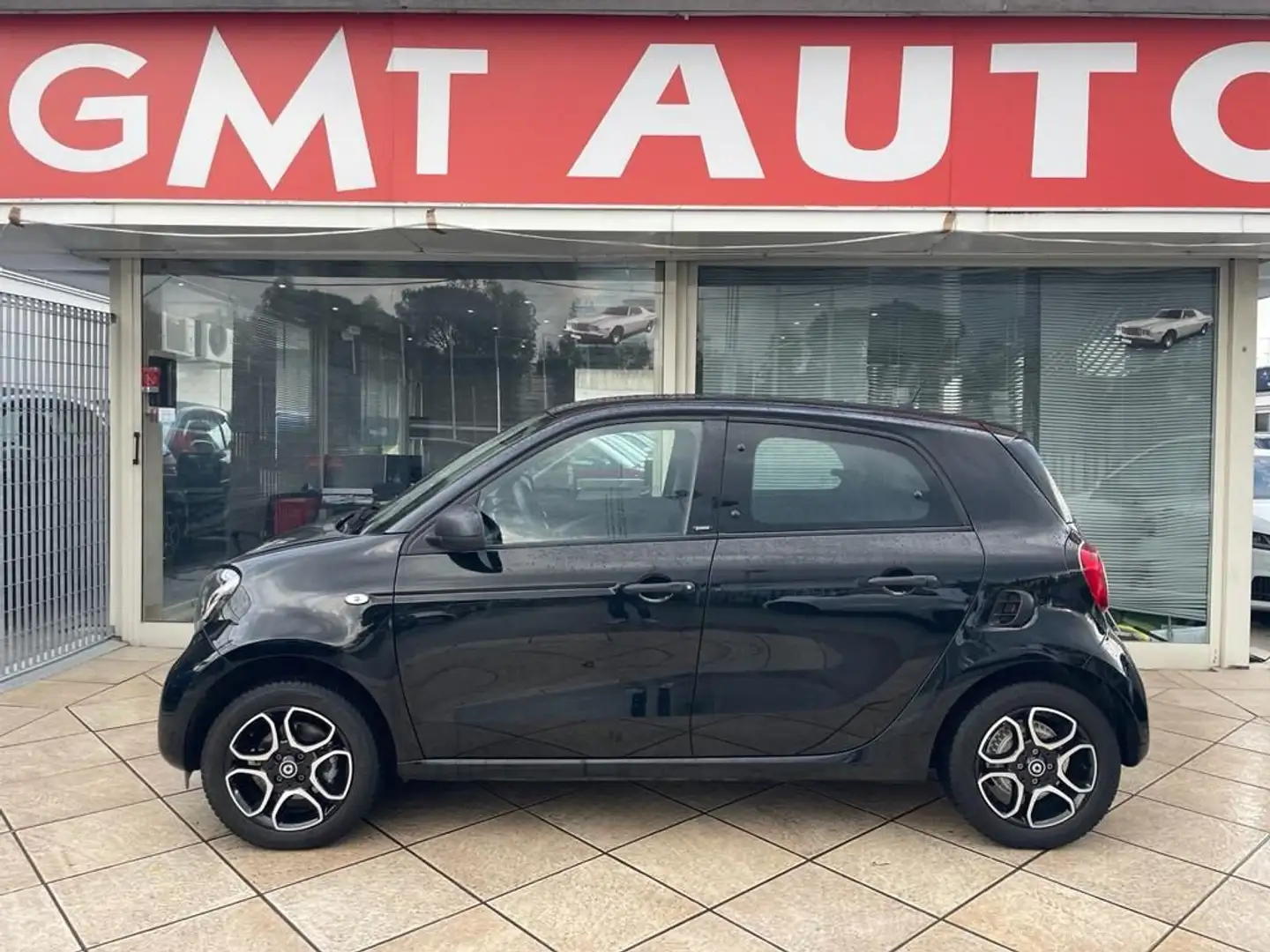 smart forFour 0.9 90CV PELLE LED NEOPATENTATI CERCHI 15" PRIME Zwart - 2