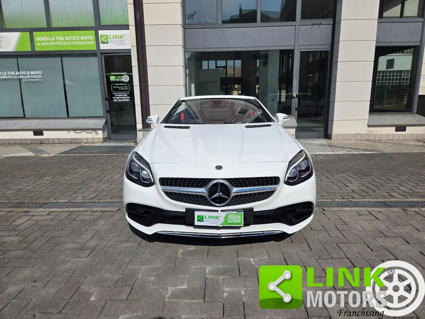 Mercedes-Benz SLC 200 AMG line GARANZIA INCLUSA Wit - 2