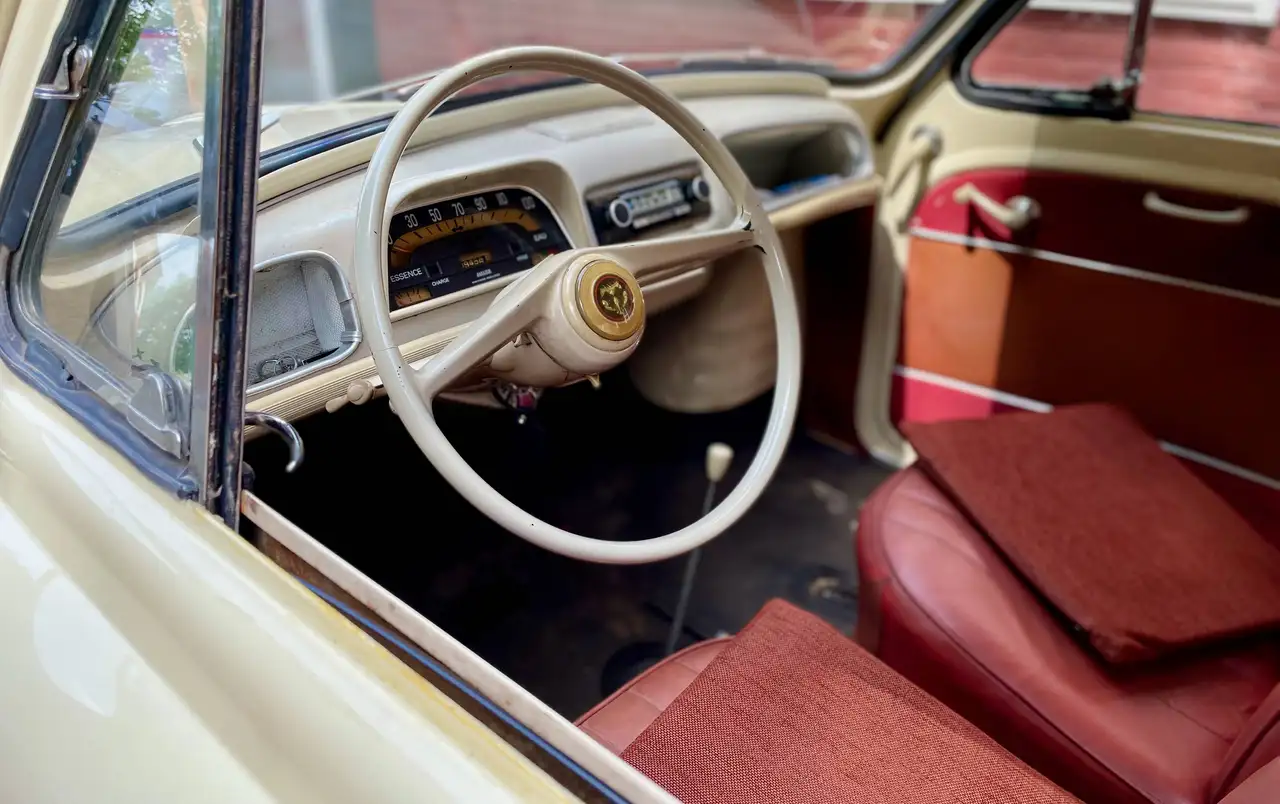 Renault Dauphine, oldtimer, foto 4