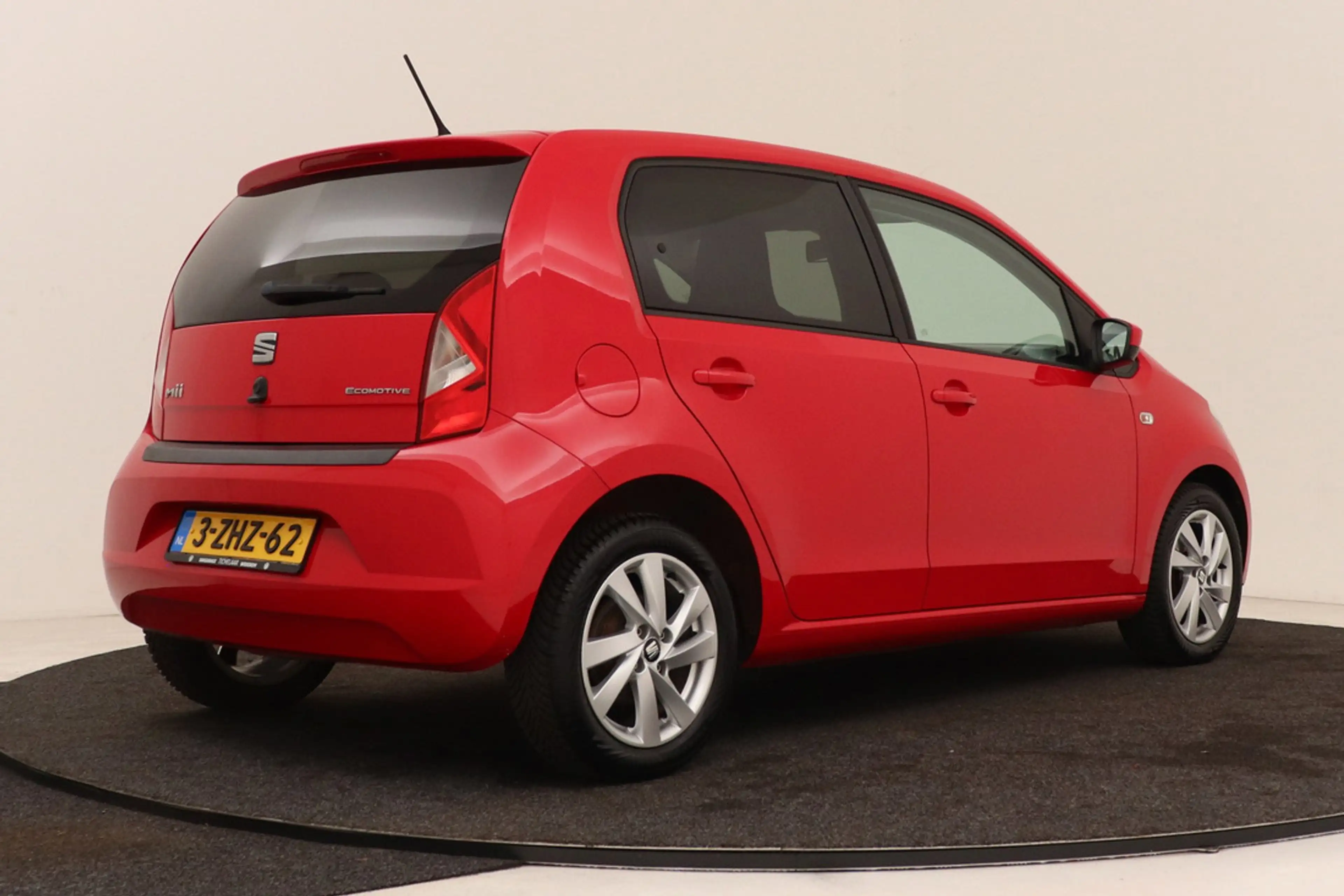 SEAT Mii 1.0 Sport Dynamic | Org NL | 15" Velgen | Stoelver — photo 2