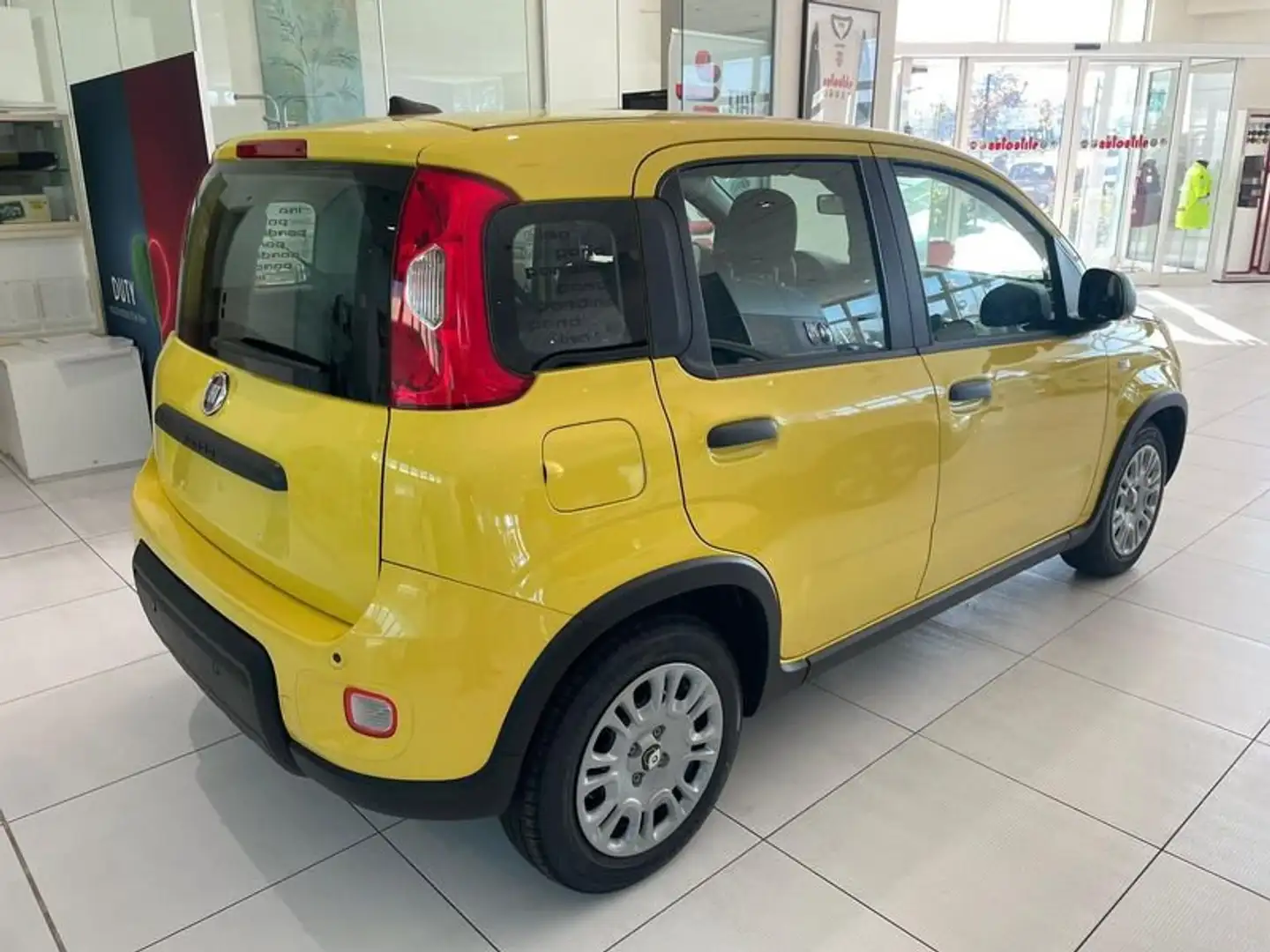 Fiat Panda 1.0 FireFly S&S Hybrid PRONTA CONSEGNA Giallo - 2
