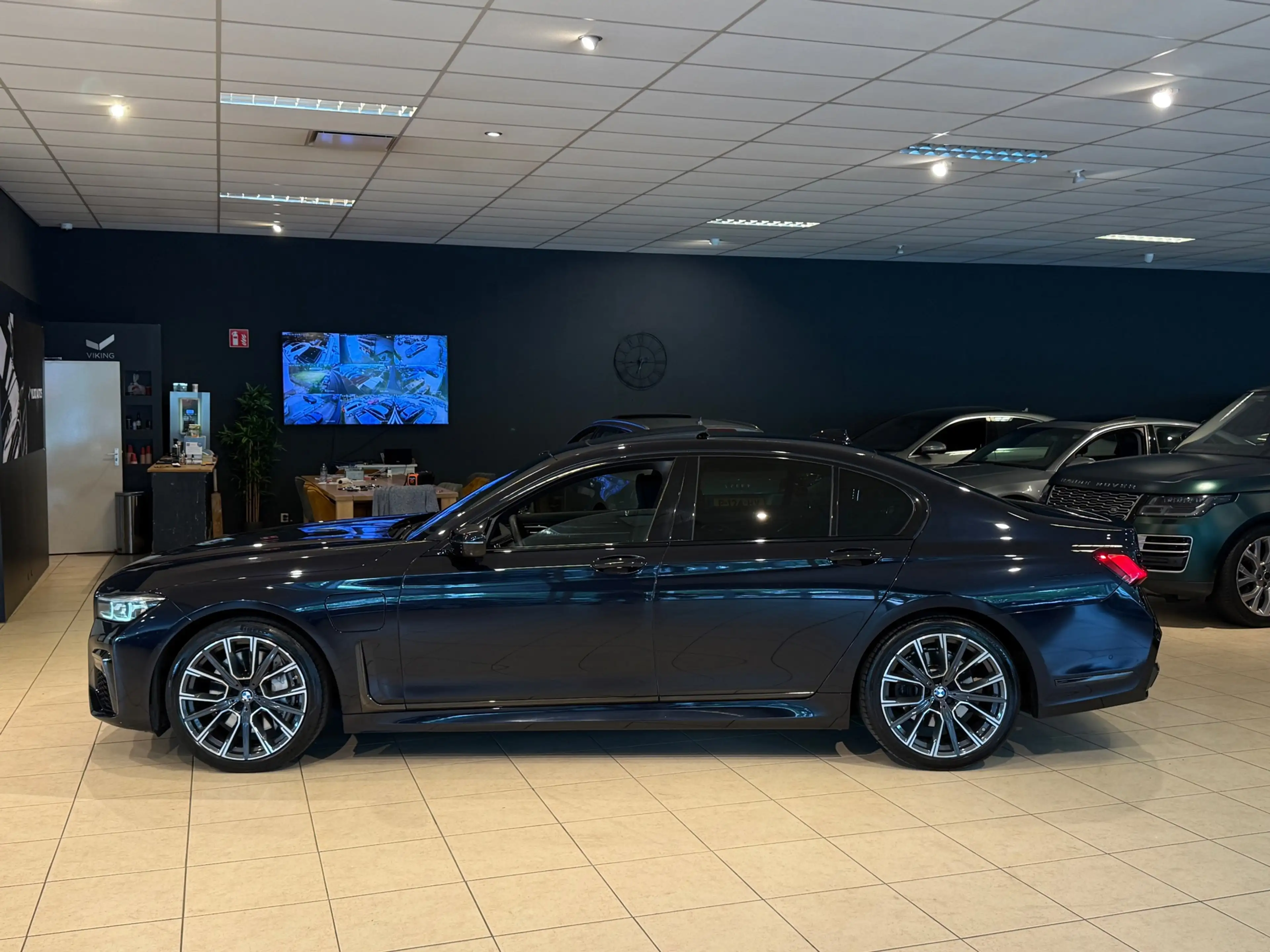 BMW 745 7-serie 745e M-Sport/Inclusief BTW/HUD/Schuifdak/3 — photo 9
