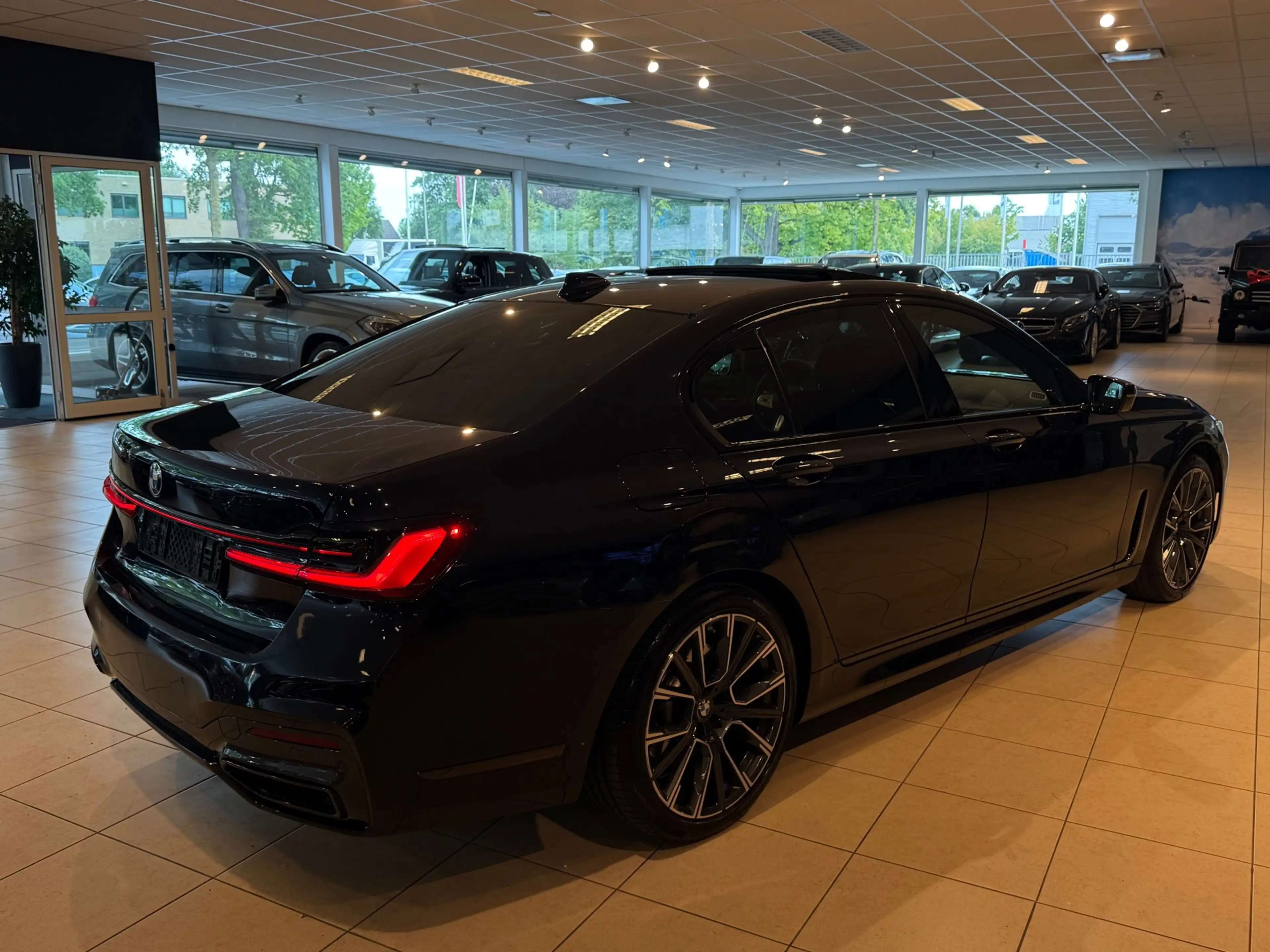 BMW 745 7-serie 745e M-Sport/Inclusief BTW/HUD/Schuifdak/3 — photo 7