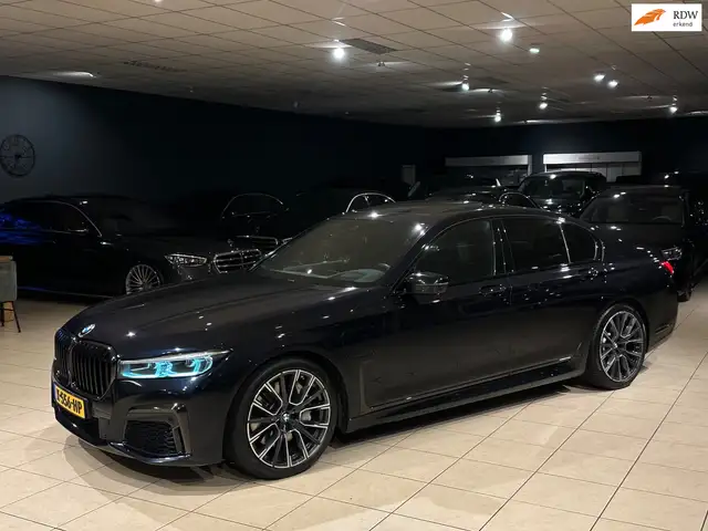BMW 745 7-serie 745e M-Sport/Inclusief BTW/HUD/Schuifdak/3