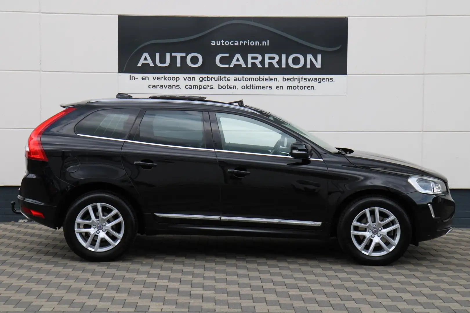 Volvo XC60 2.0 T5 FWD Polar+ Pano Leder Xenon Navi Trekhaak!! Zwart - 2