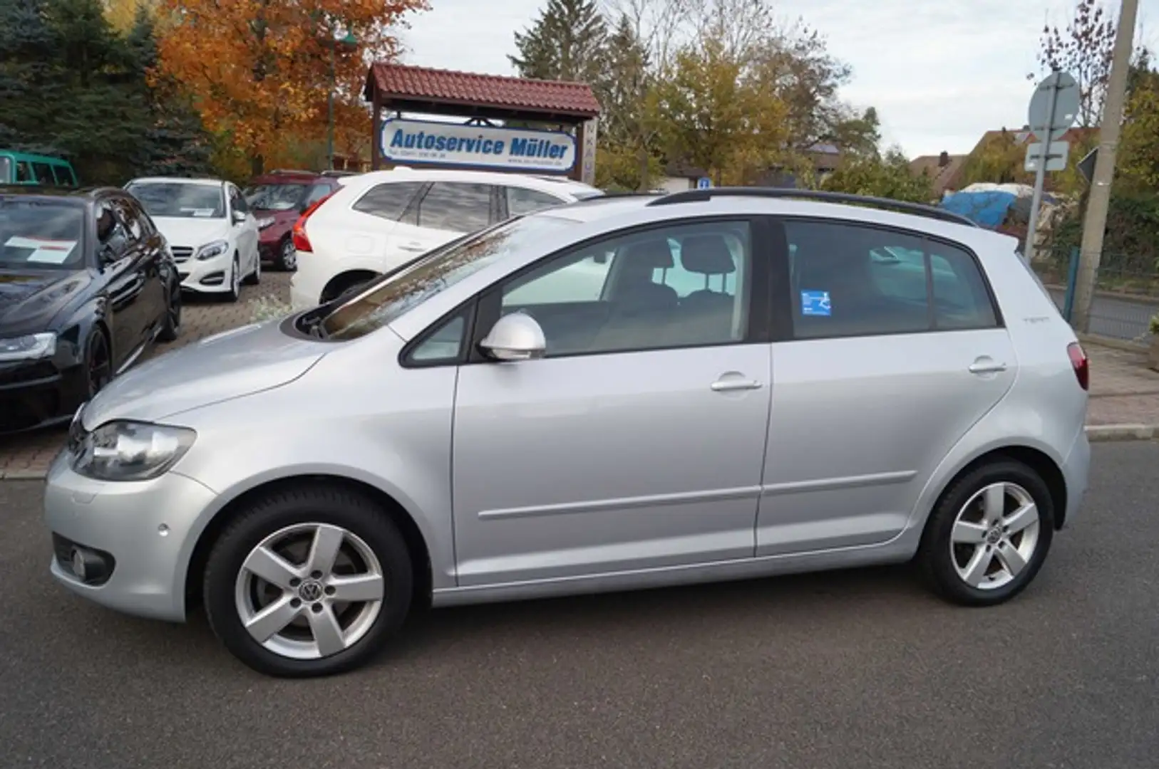 Volkswagen Golf Variant V Plus automatische Rollstuhlverladung EDAG Silber - 2