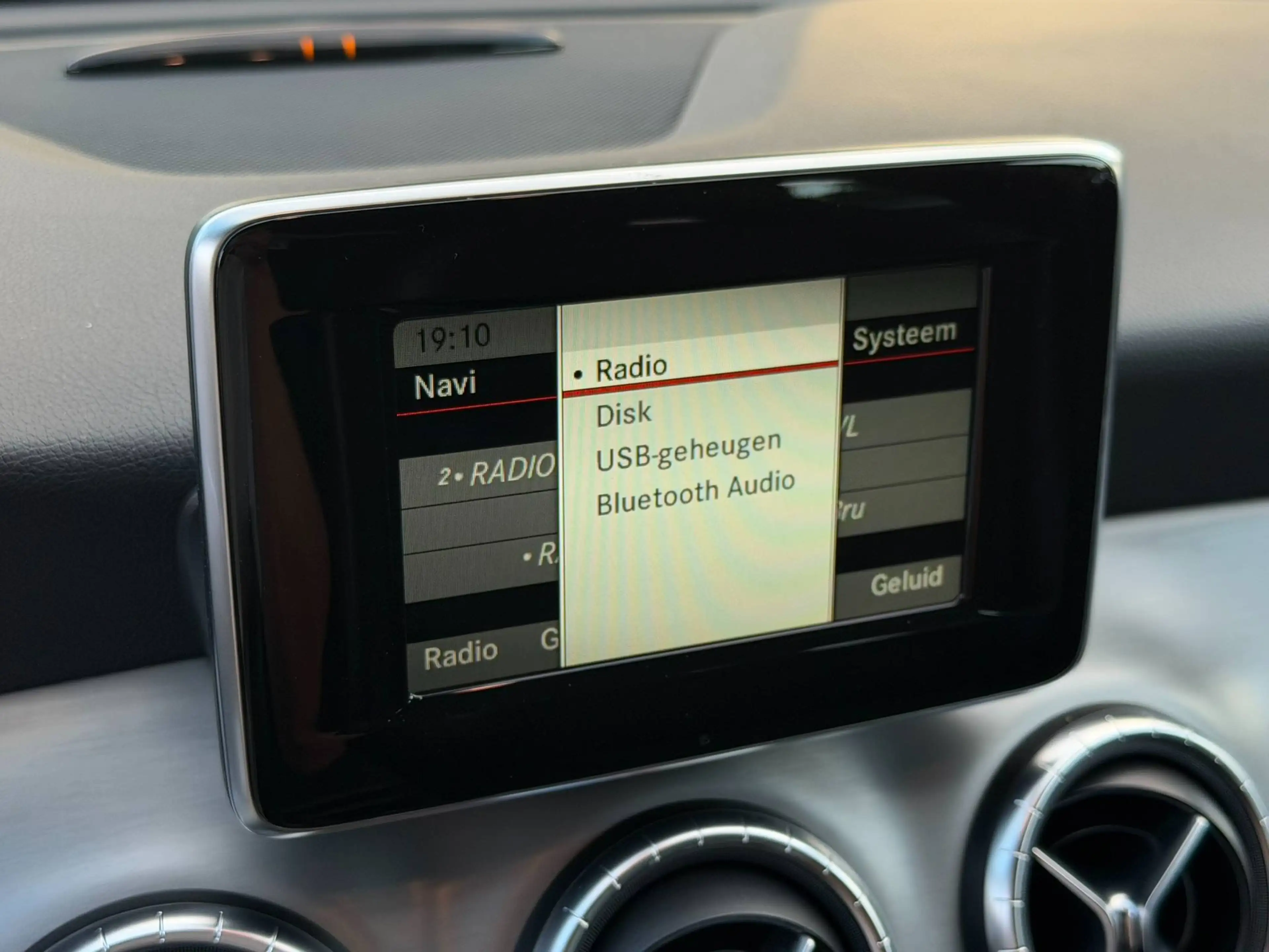 Mercedes-Benz CLA 180 Benzine AMG line Led Alcantara Zetelverw. Garantie! — photo 13