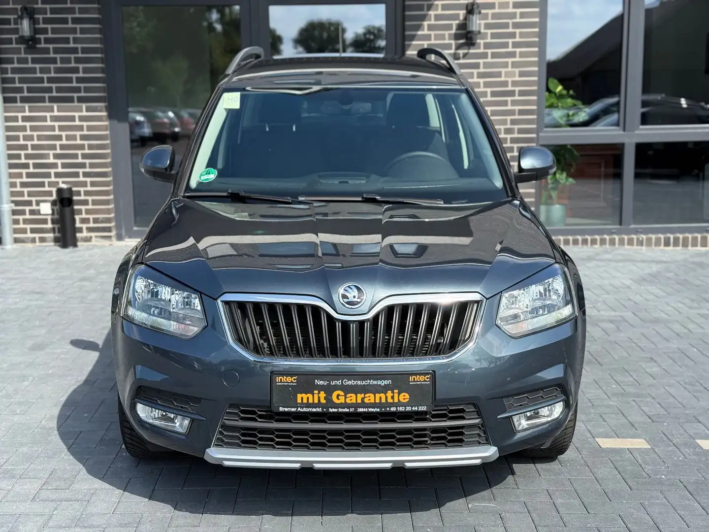 Skoda Yeti Ambition Grau - 2