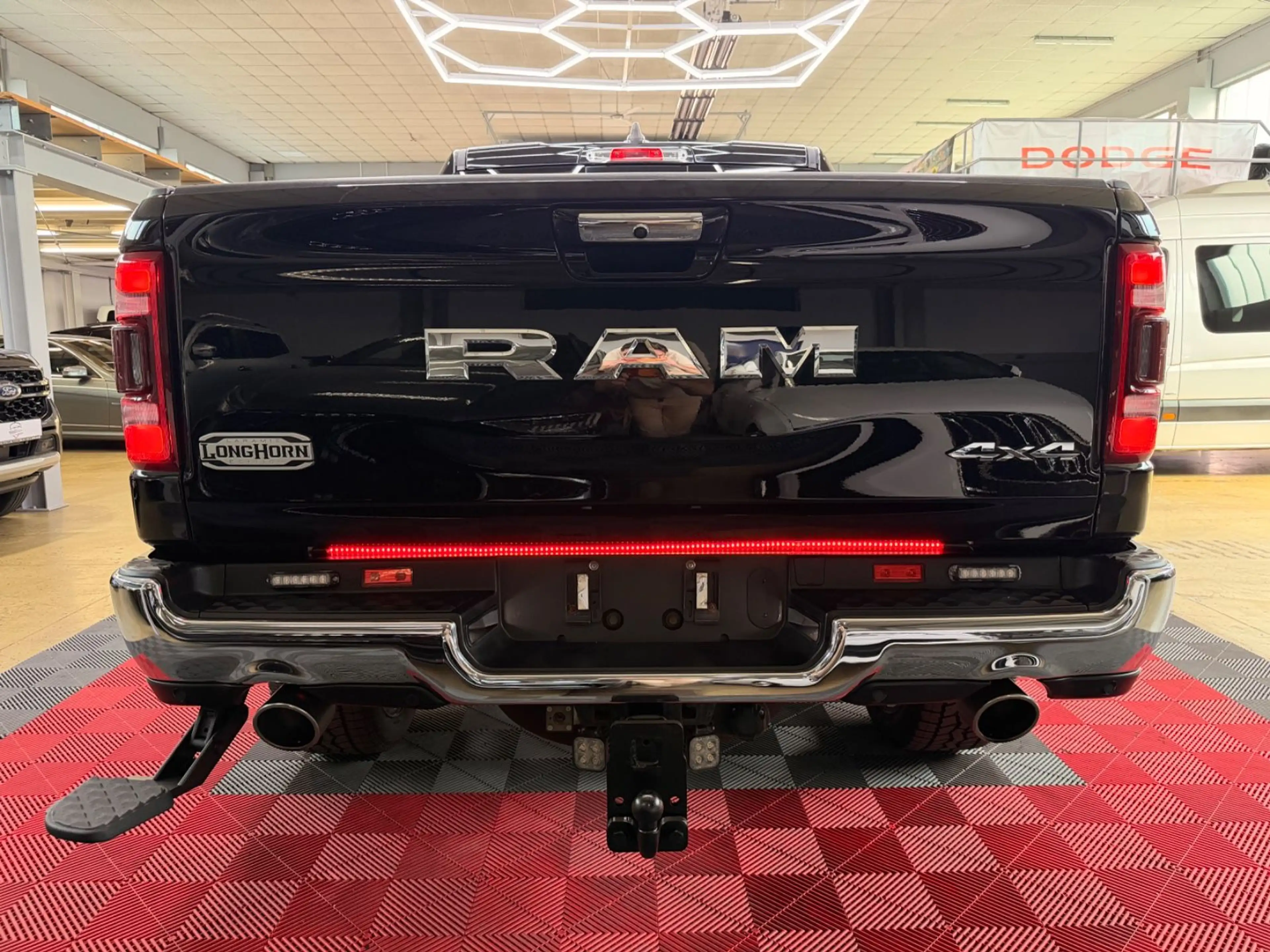 Dodge RAM 1500 5.7 4X4 LIMITED LONGHORN Panorama LPG — photo 10