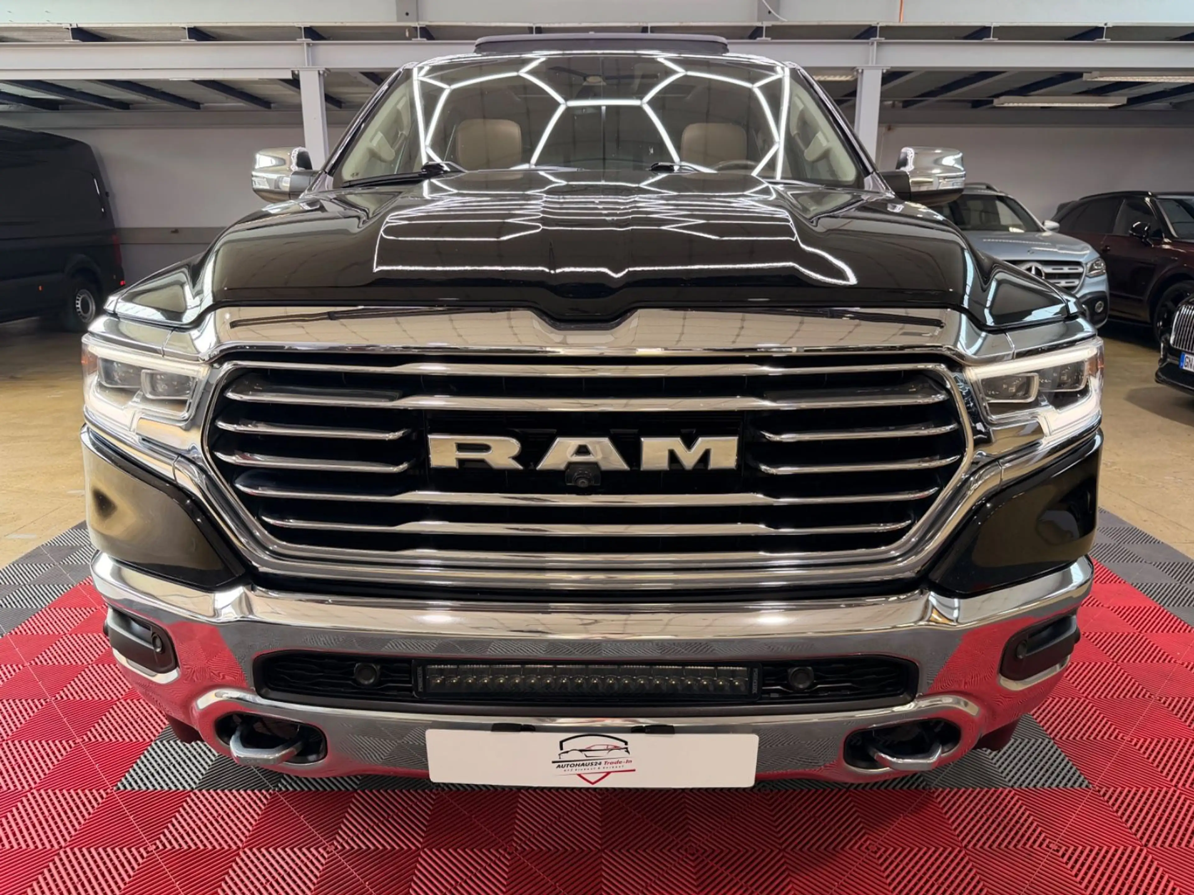 Dodge RAM 1500 5.7 4X4 LIMITED LONGHORN Panorama LPG — photo 2